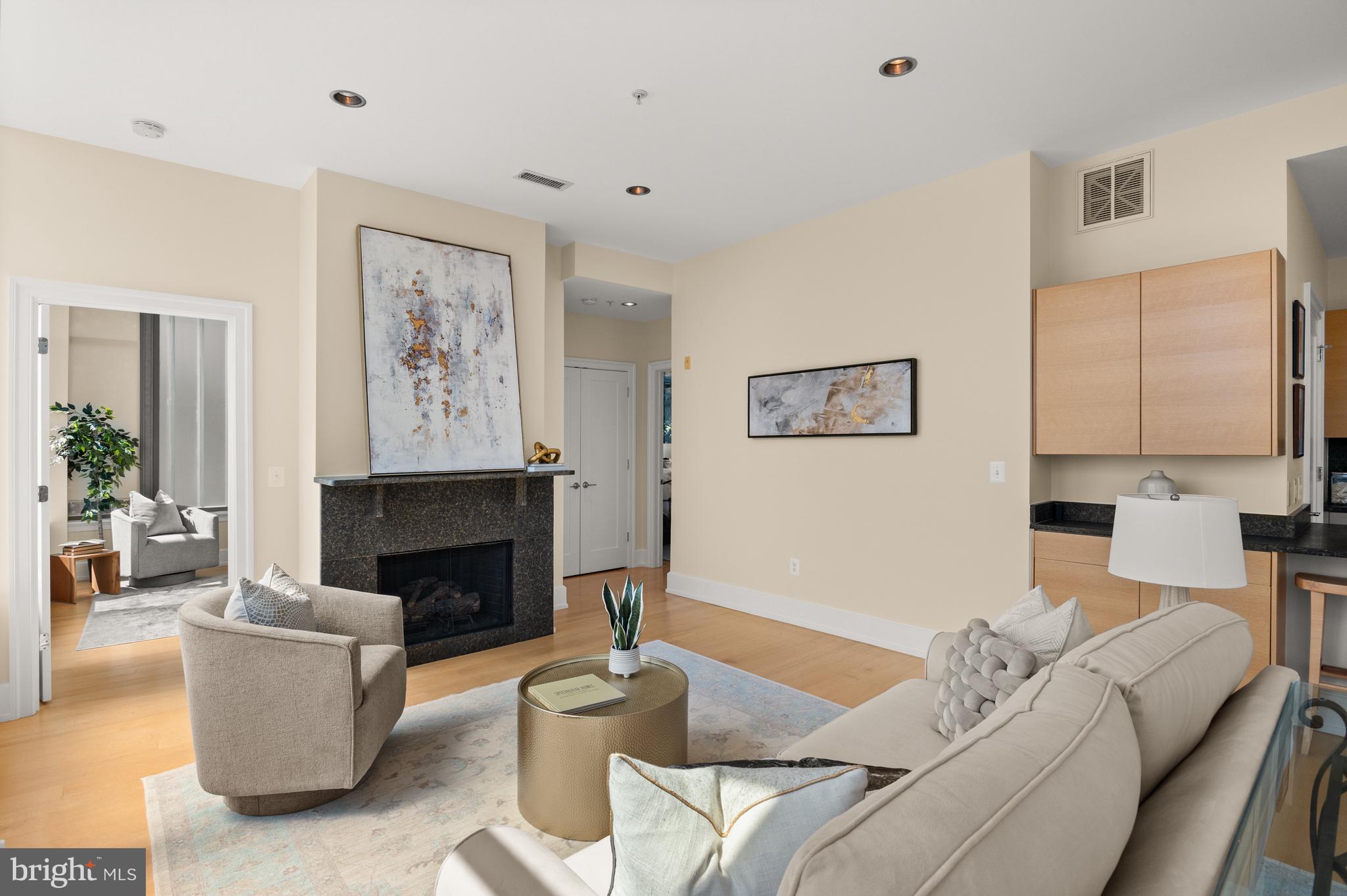 2516 Q STREET NW C301