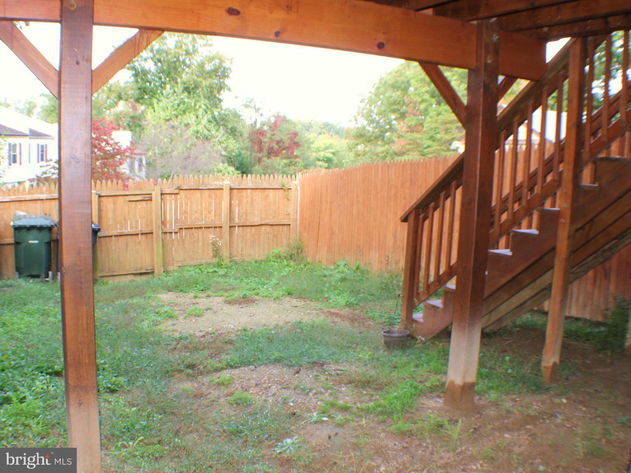 AUSTIN RUN TOWNHOUSES - Residential