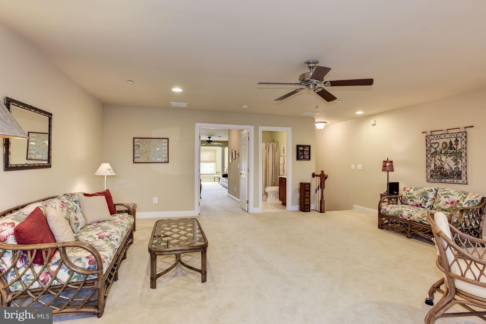 TOLLGATE VILLAGE - Residential