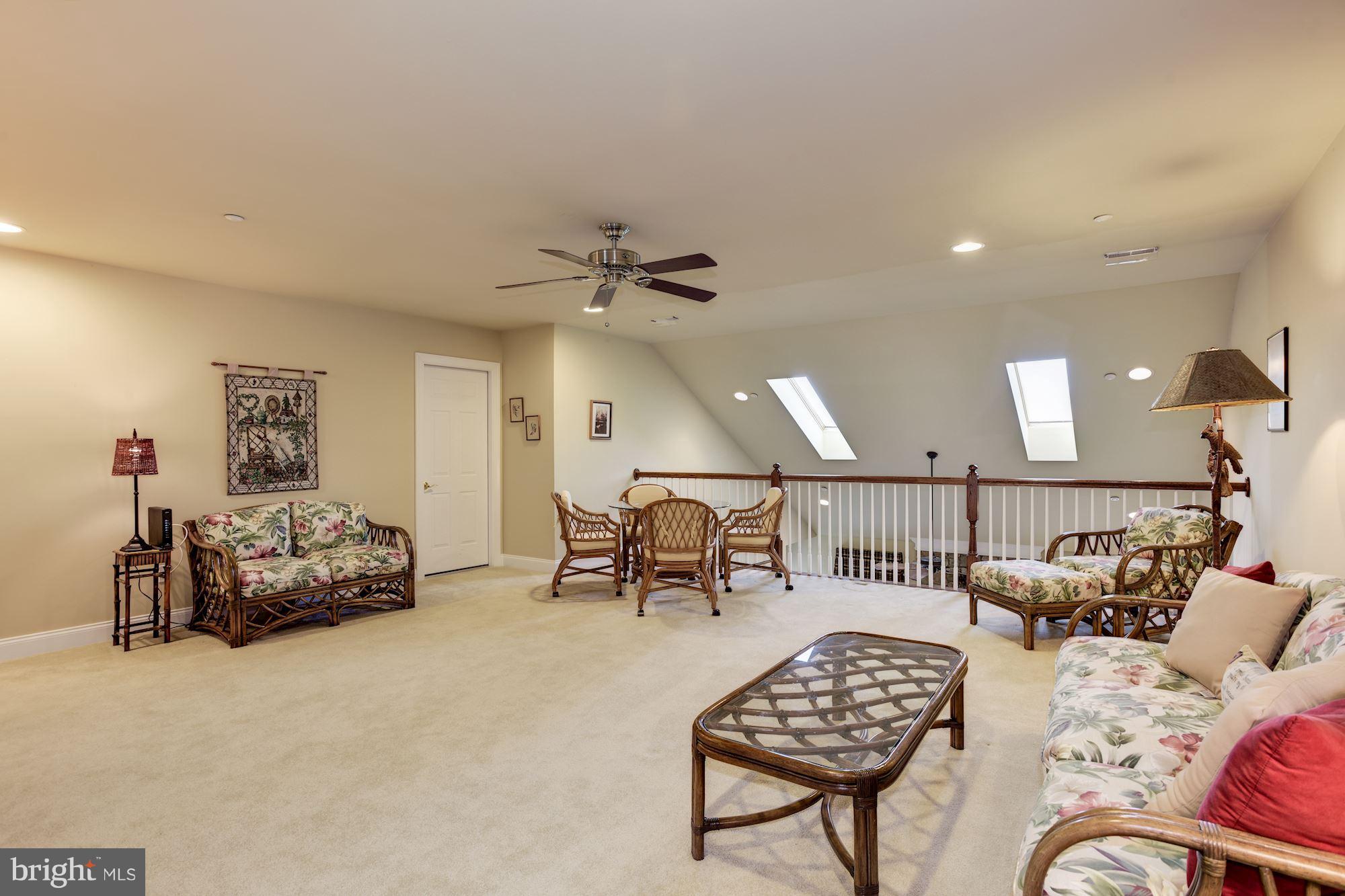 TOLLGATE VILLAGE - Residential