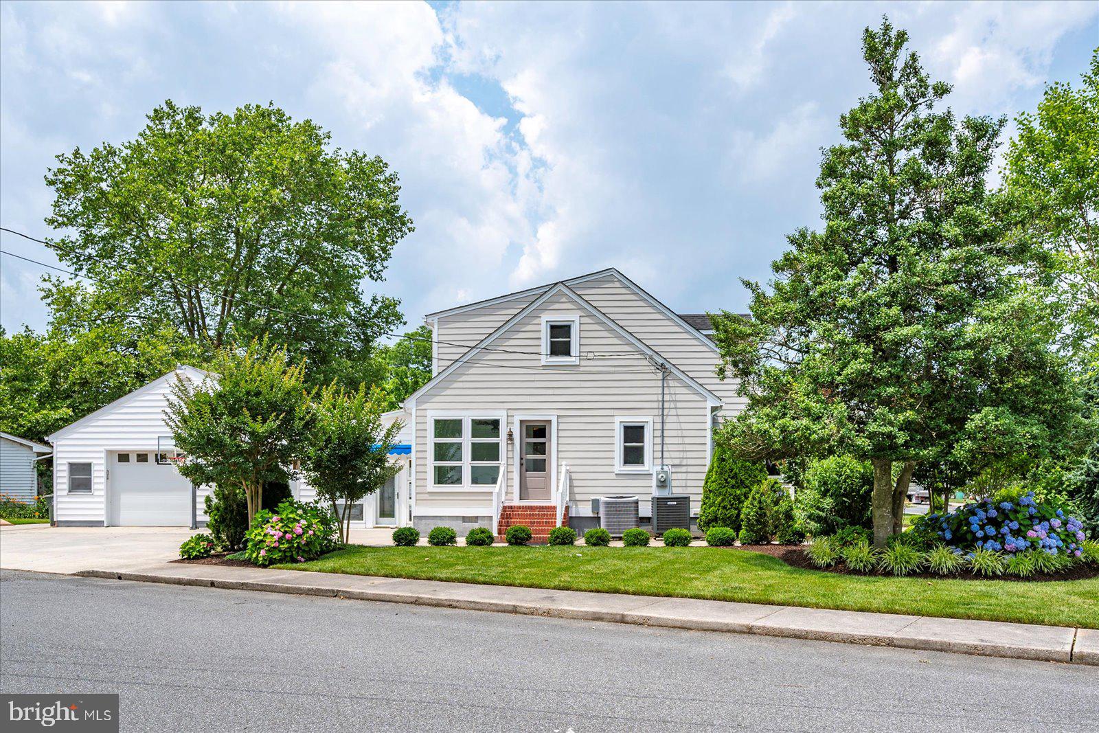 WOODLAND PARK - Residential