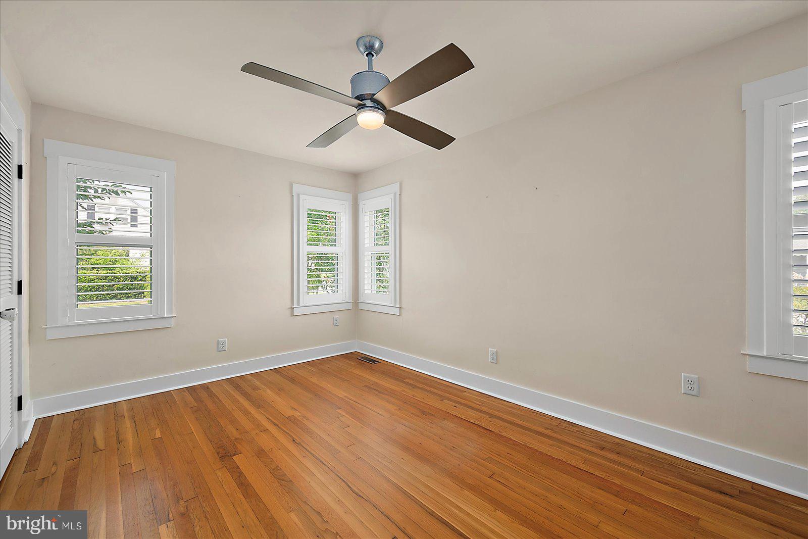 WOODLAND PARK - Residential