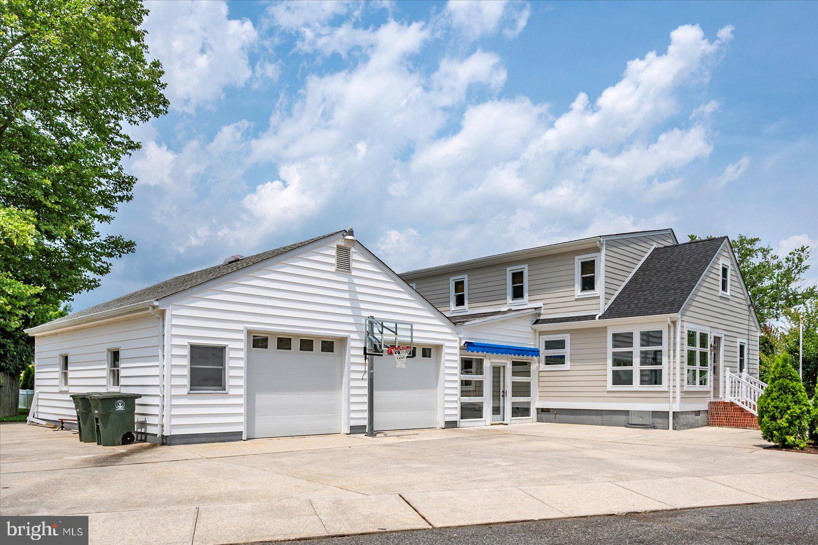 WOODLAND PARK - Residential