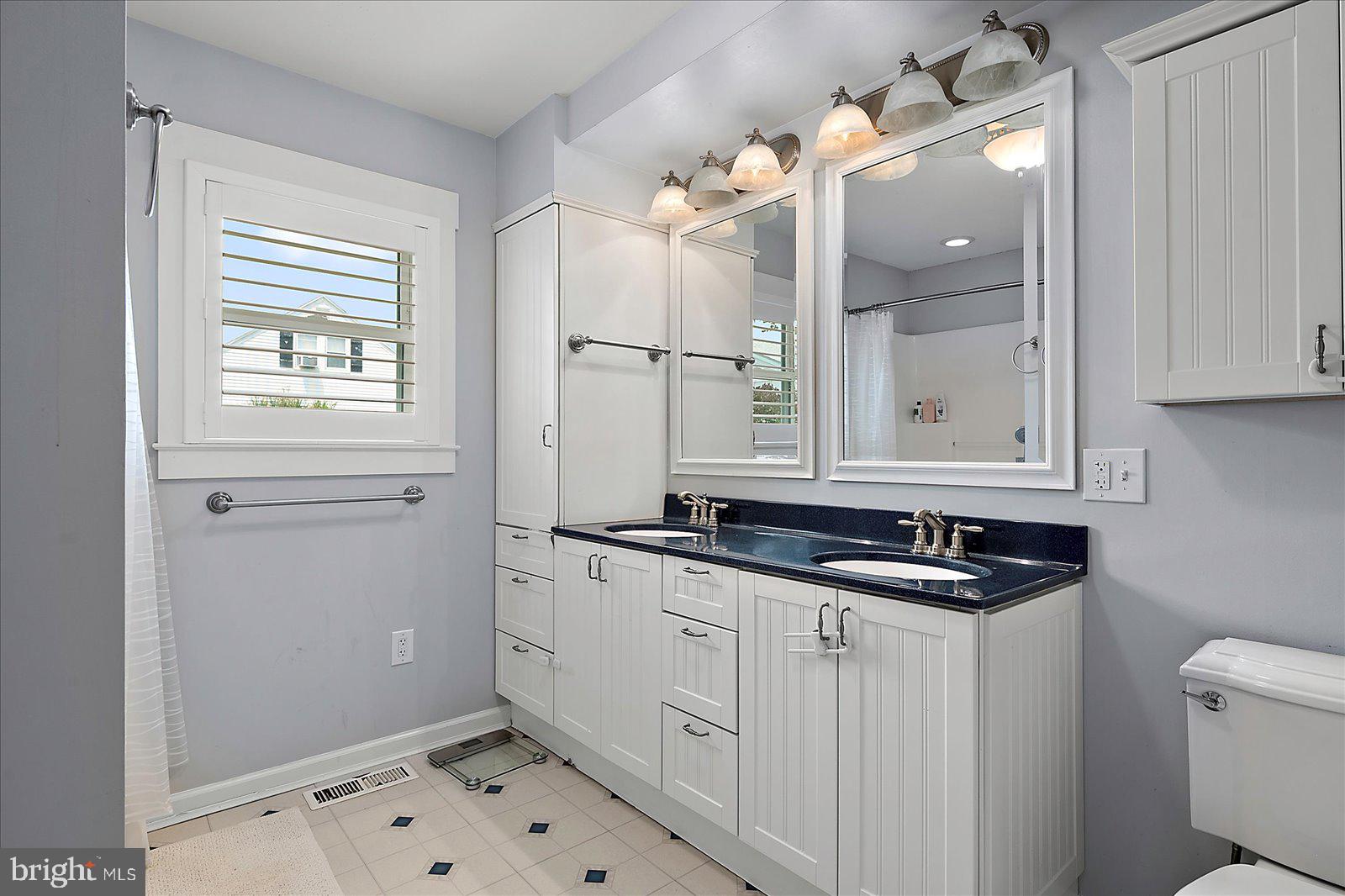 WOODLAND PARK - Residential