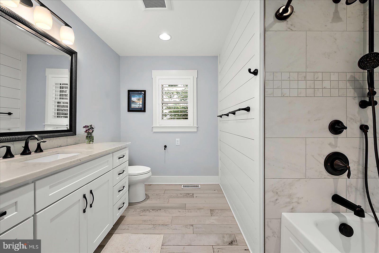 WOODLAND PARK - Residential