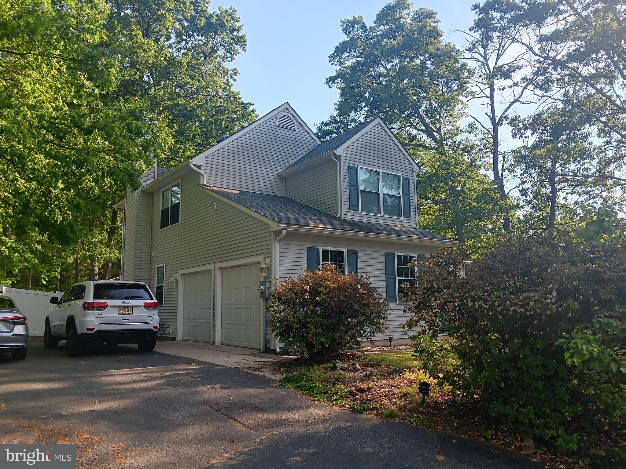 5 MEGAN DRIVE