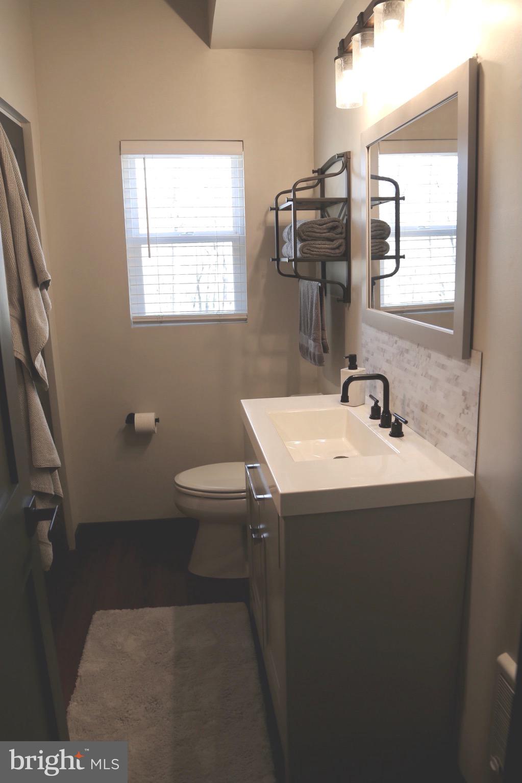 STAGECOACH STOP @ CAPON BRIDGE - Residential