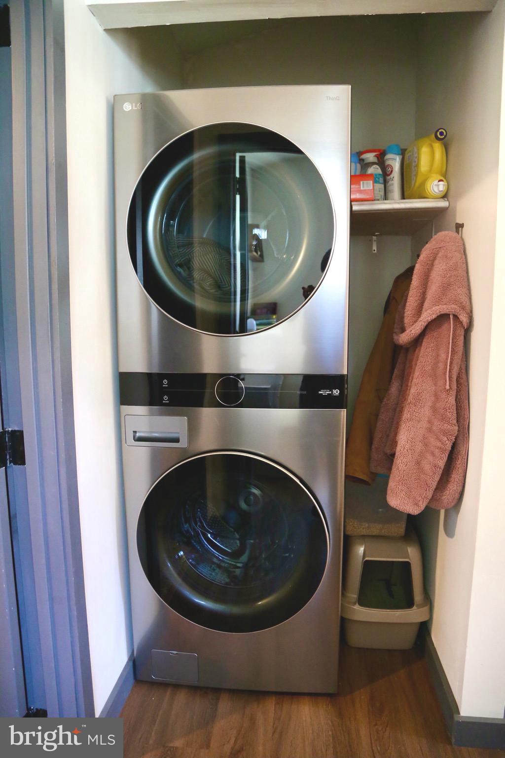 STAGECOACH STOP @ CAPON BRIDGE - Residential