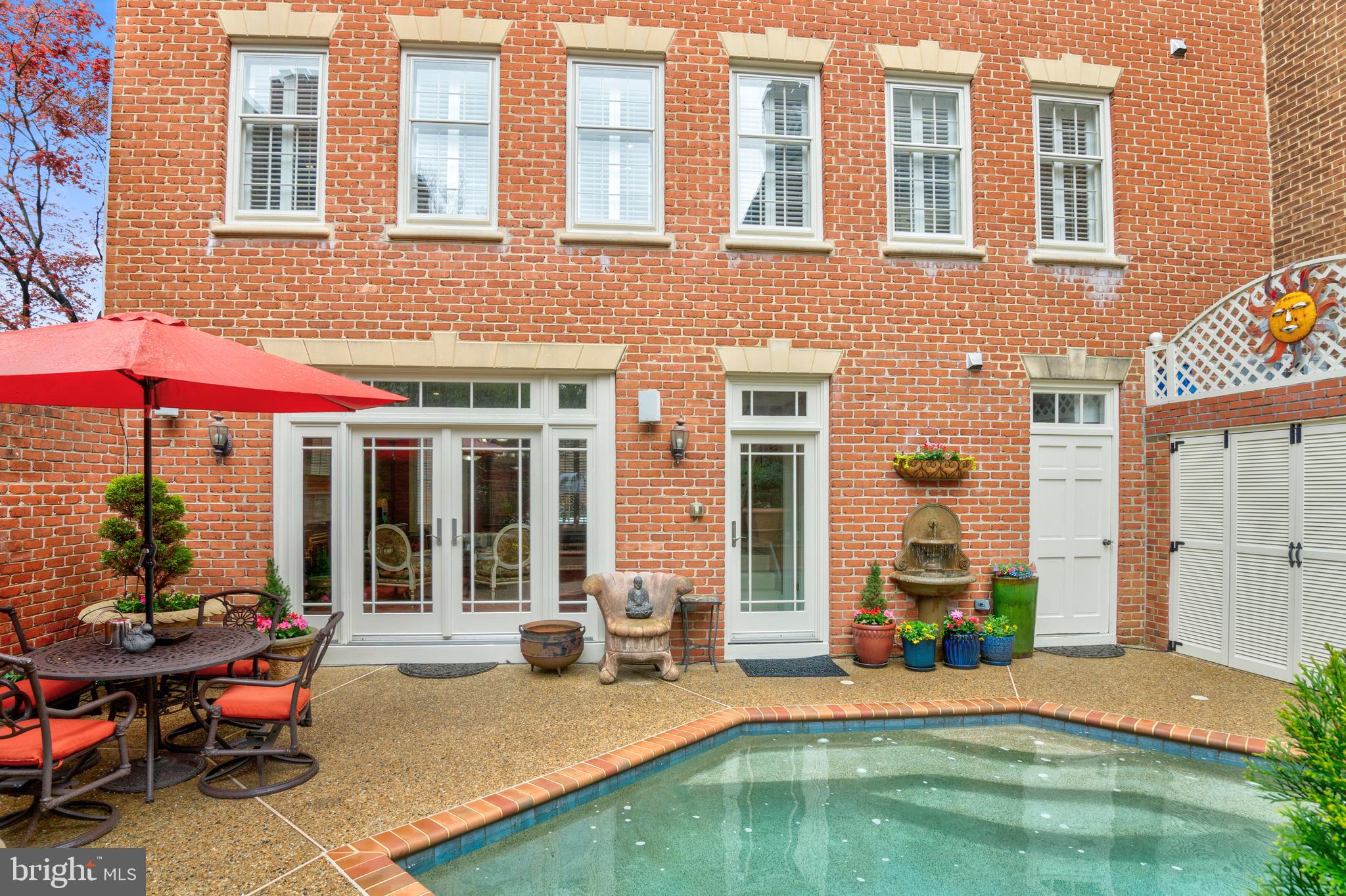 WATERFORD - Residential