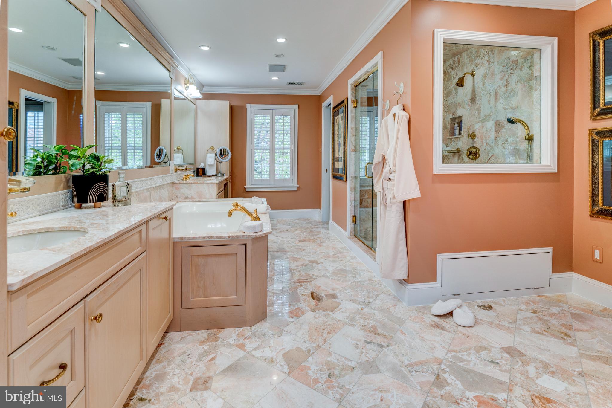 WATERFORD - Residential