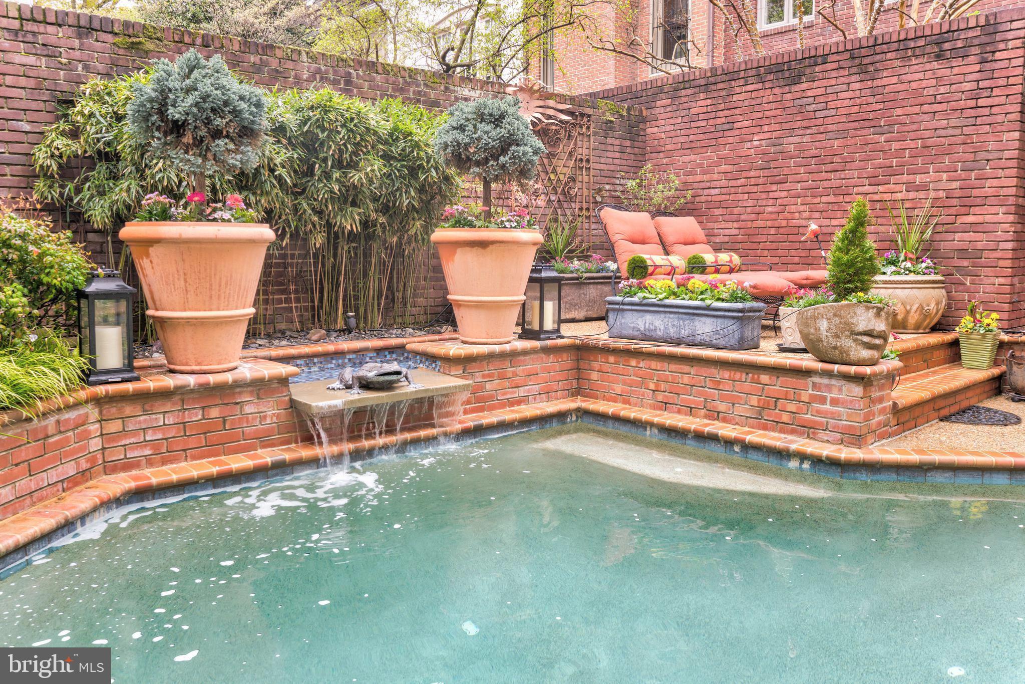 WATERFORD - Residential