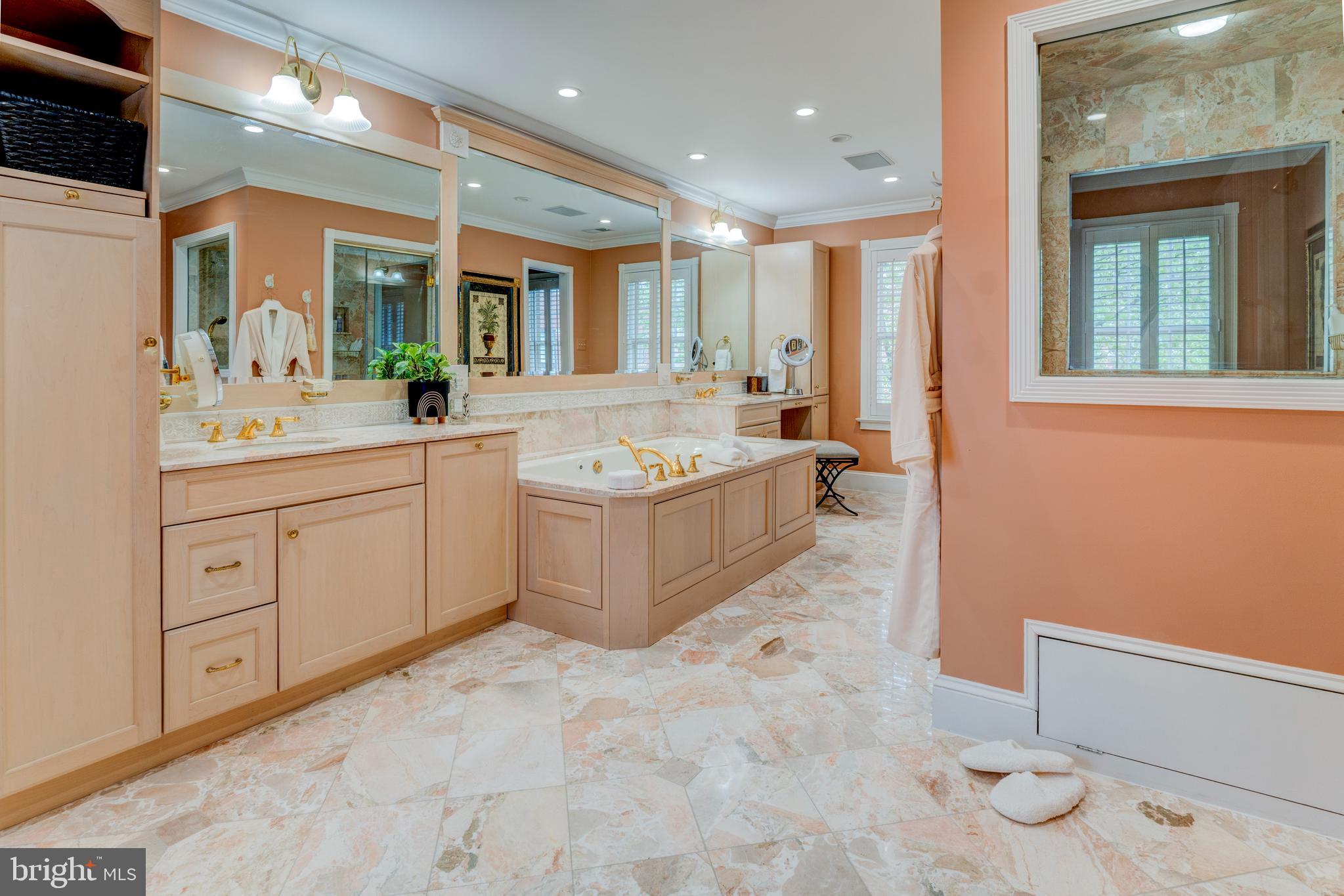 WATERFORD - Residential