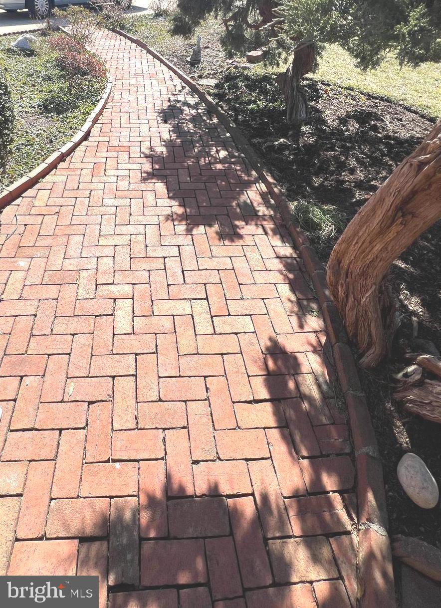 MONTICELLO WOODS - Residential