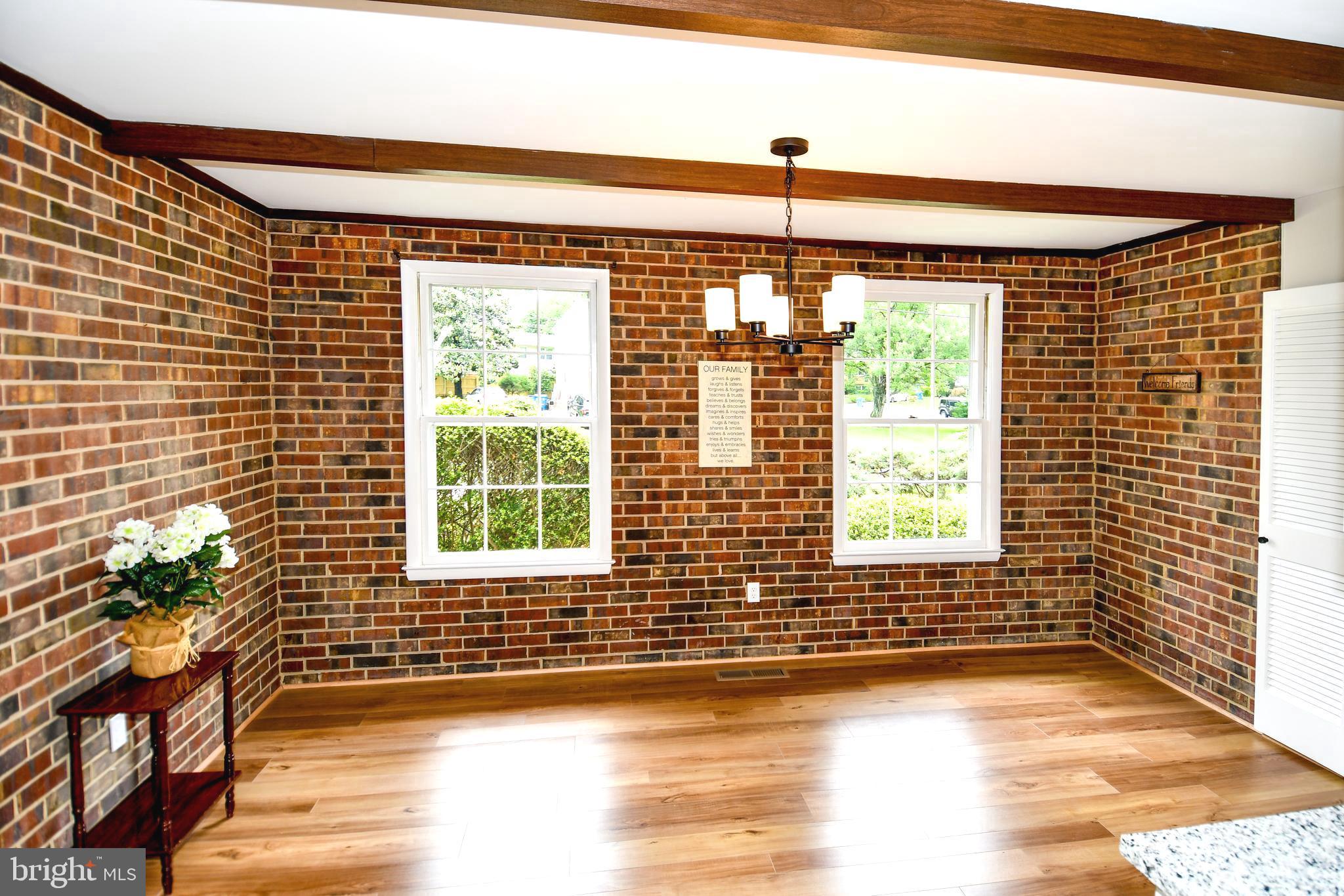 MONTICELLO WOODS - Residential