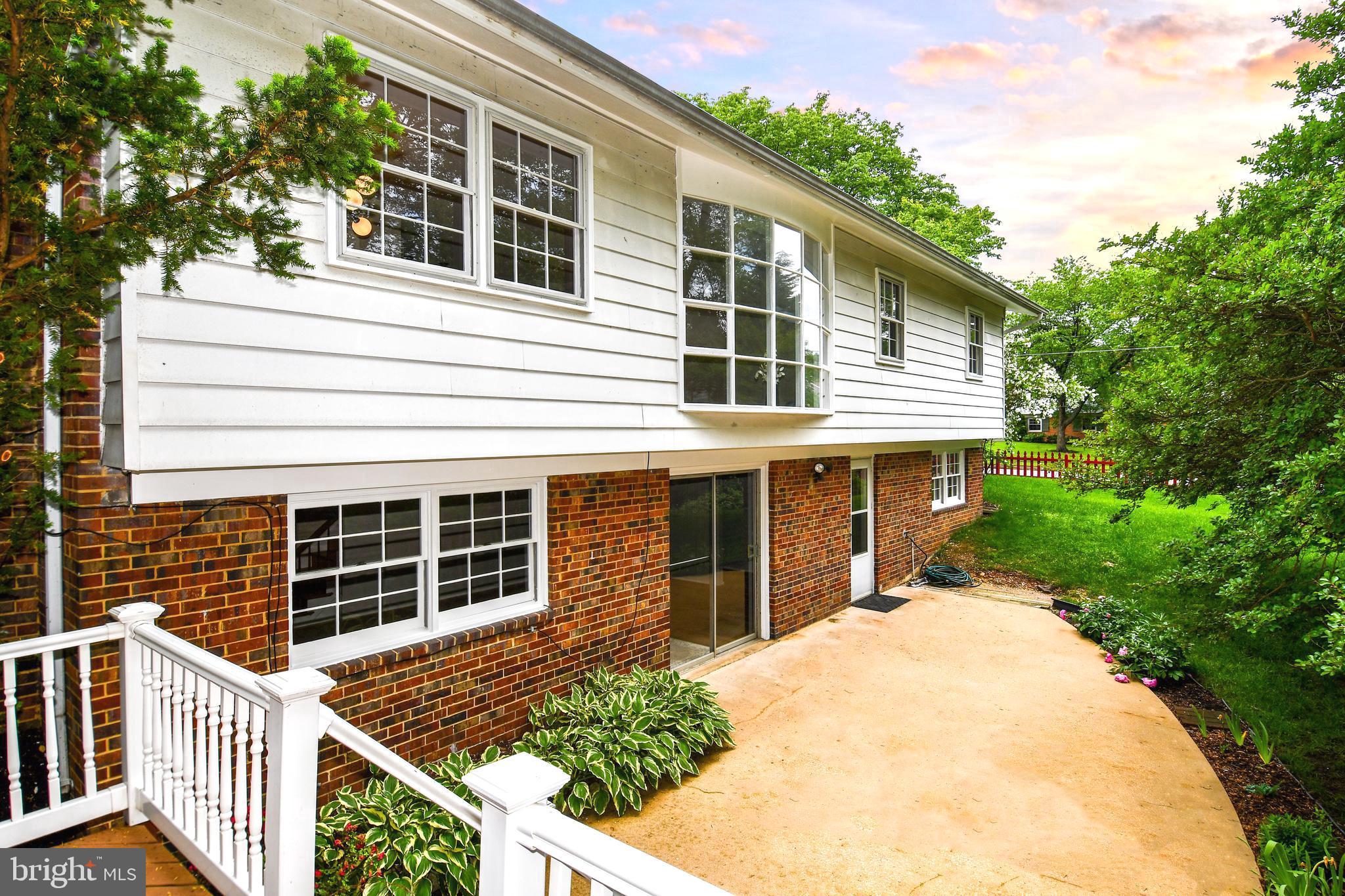 MONTICELLO WOODS - Residential