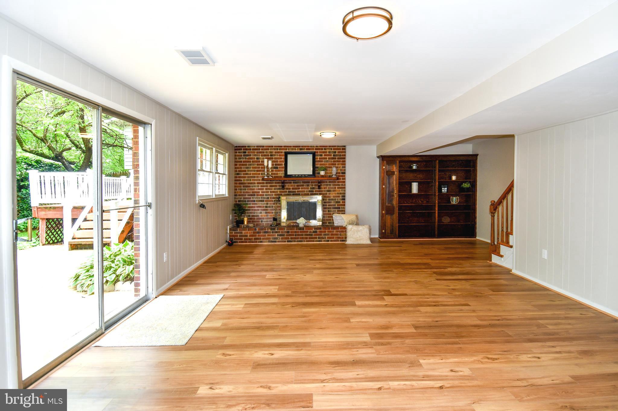 MONTICELLO WOODS - Residential