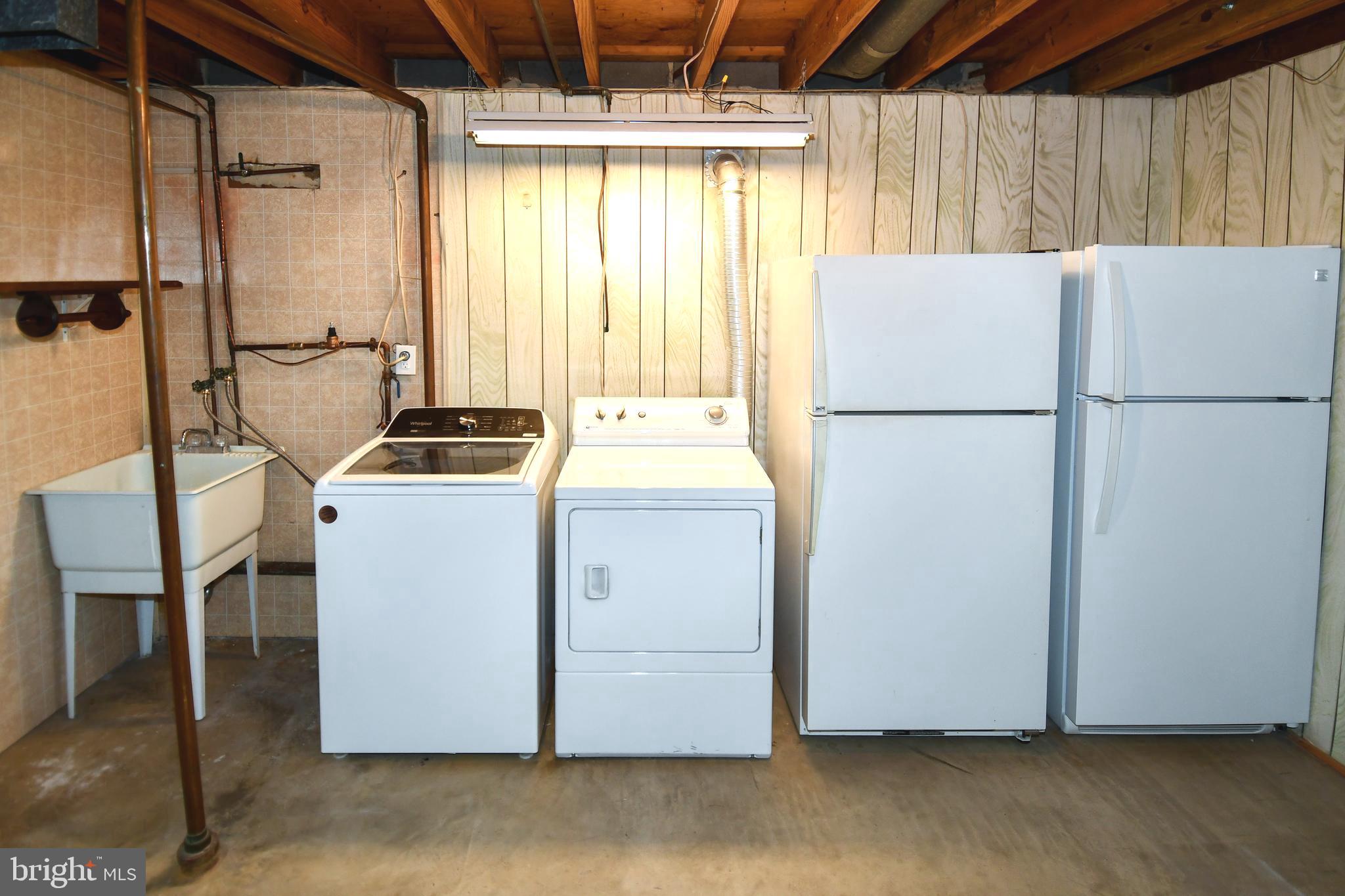 MONTICELLO WOODS - Residential