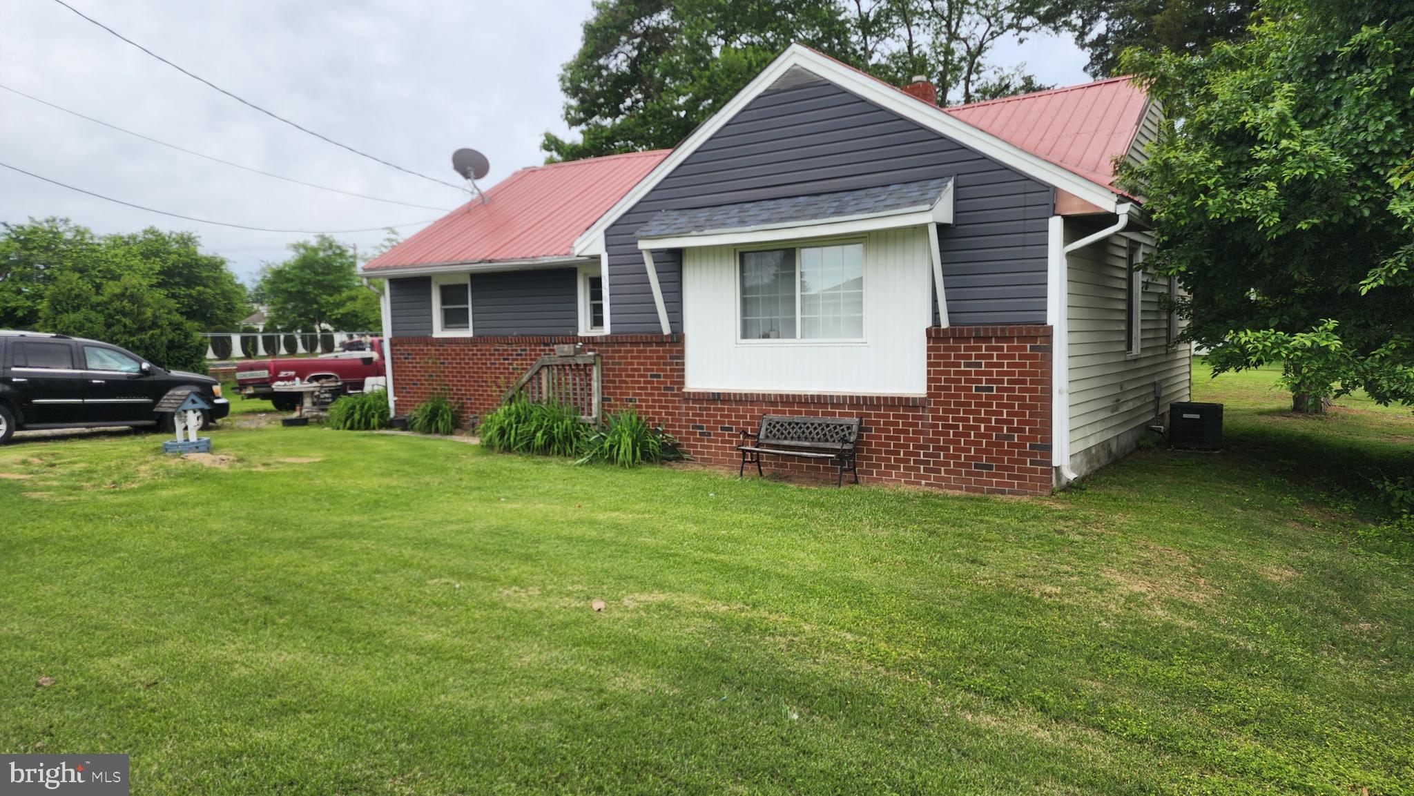 359 S HOOK ROAD