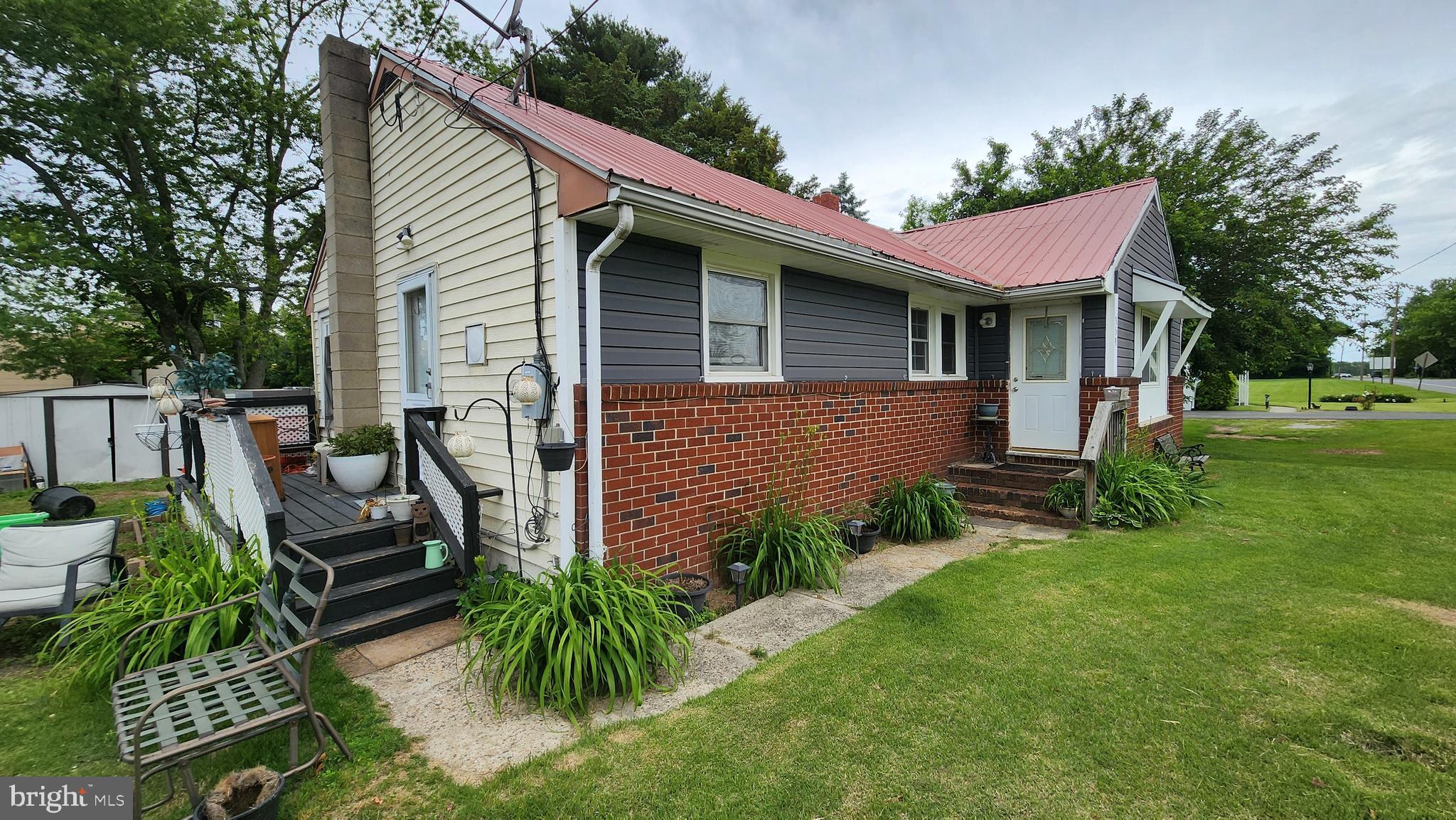 359 S HOOK ROAD
