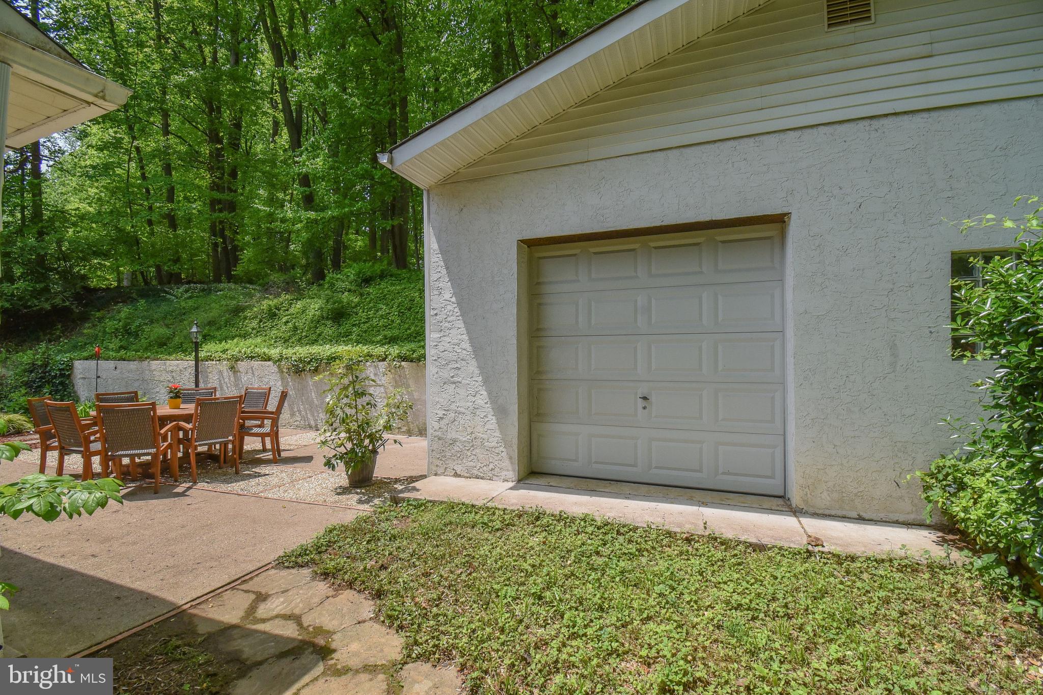 NESHAMINY WOODS - Residential