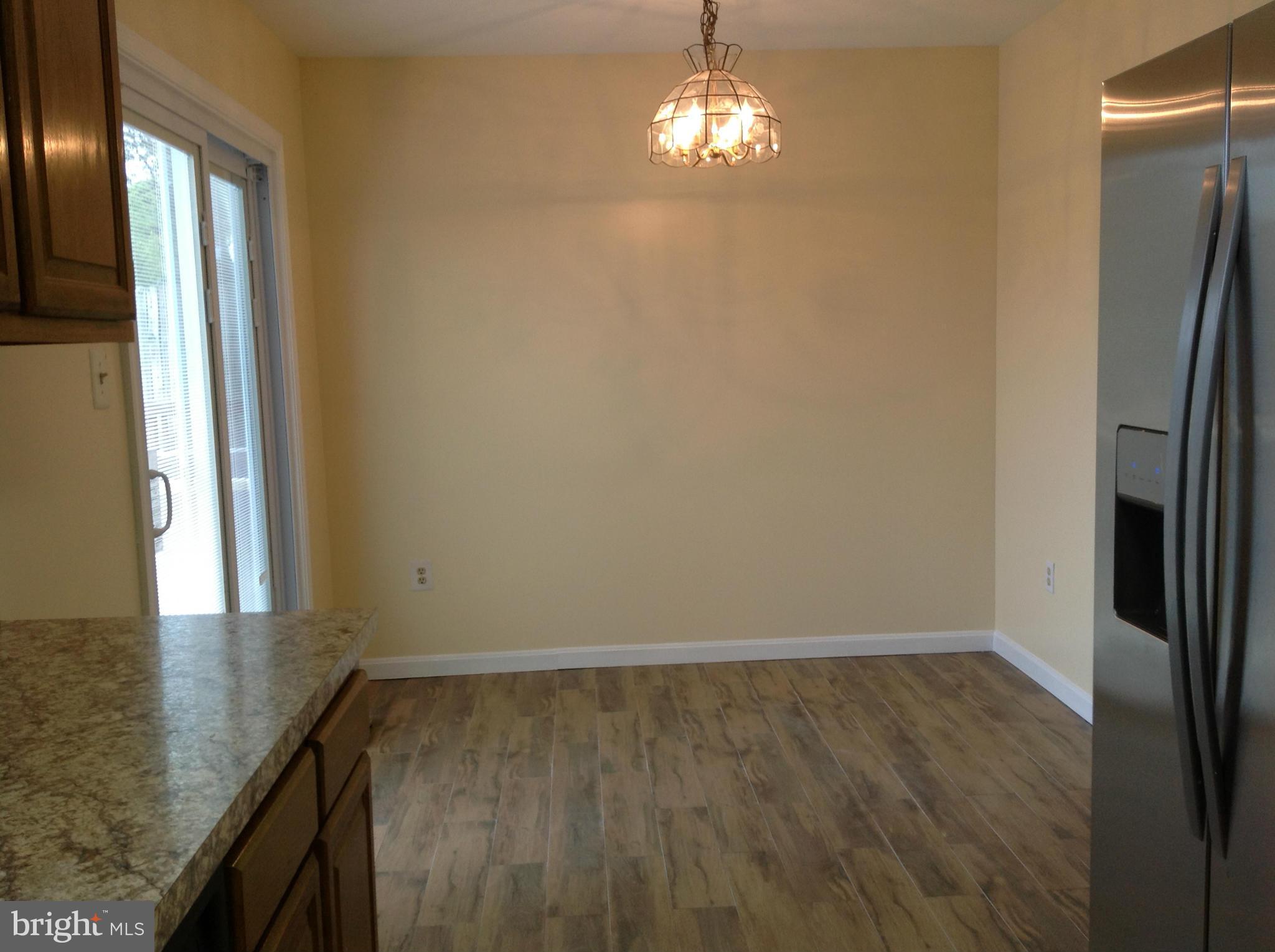 CALVERTON - Residential Lease