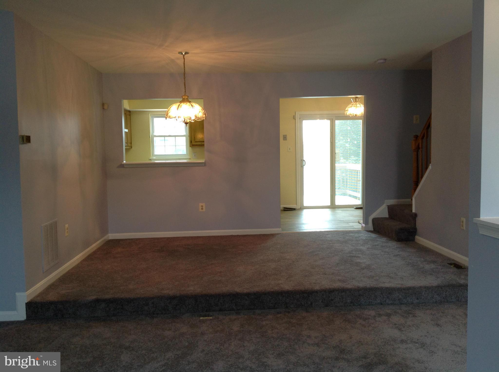 CALVERTON - Residential Lease