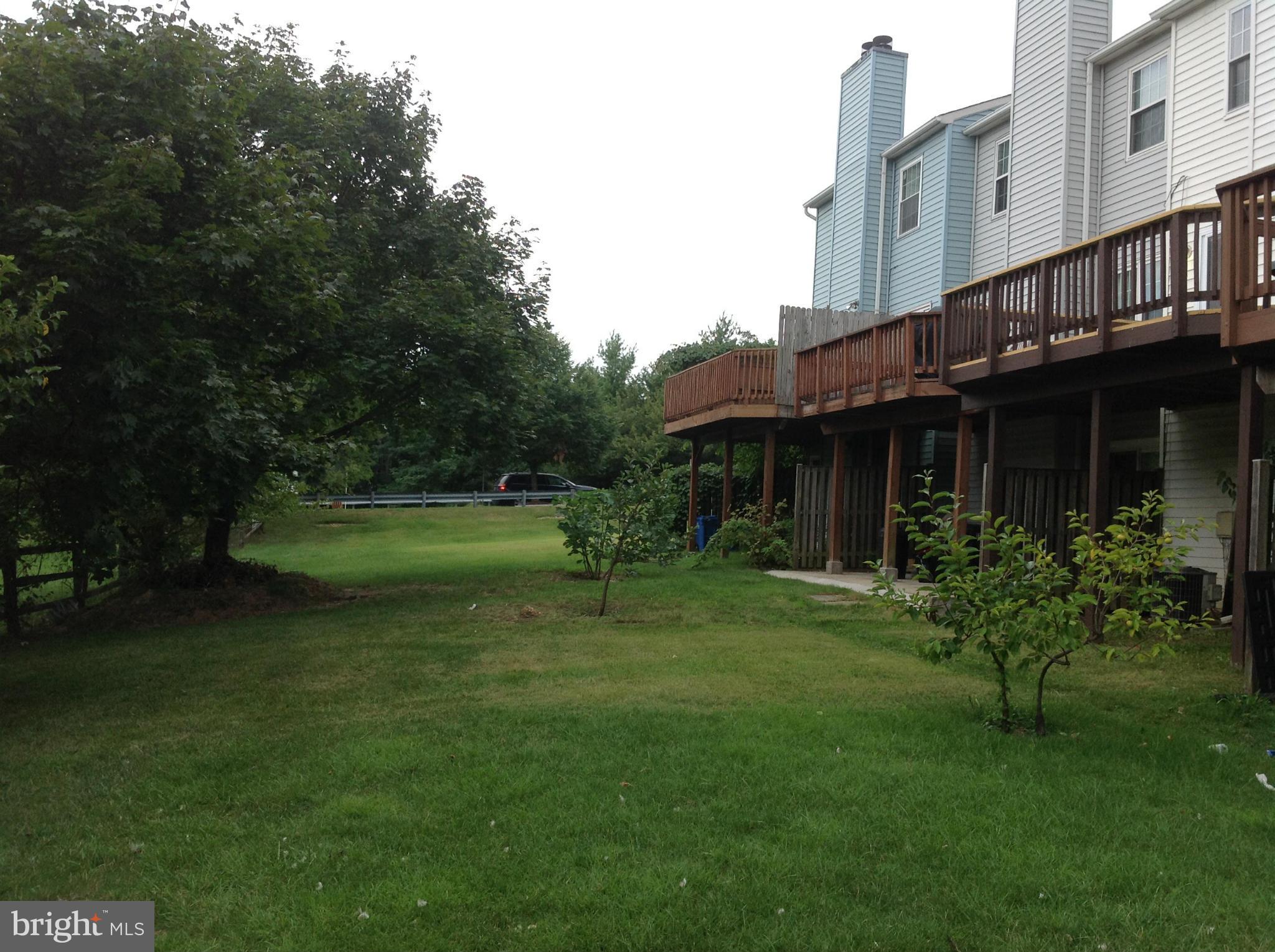 CALVERTON - Residential Lease