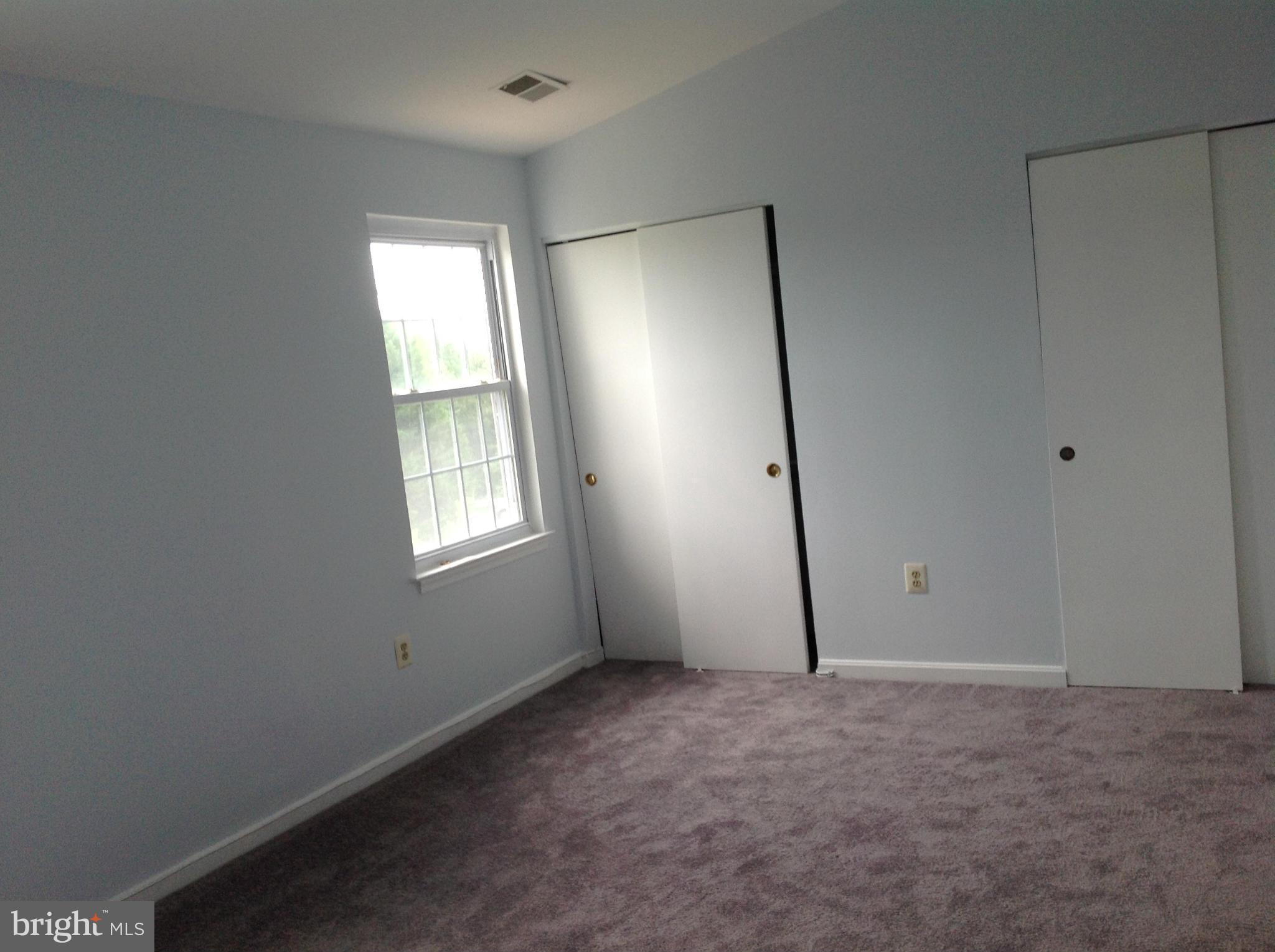 CALVERTON - Residential Lease