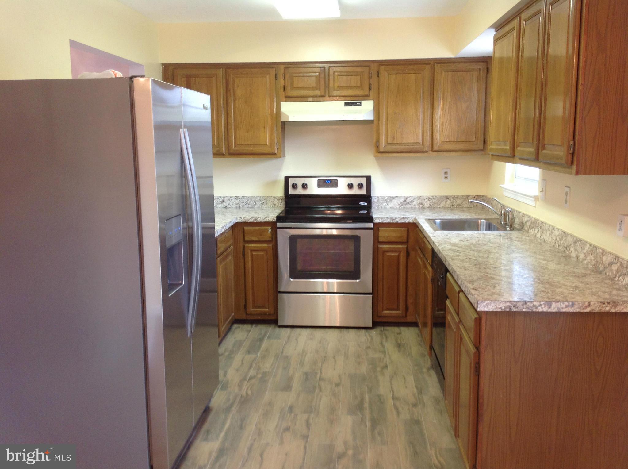 CALVERTON - Residential Lease