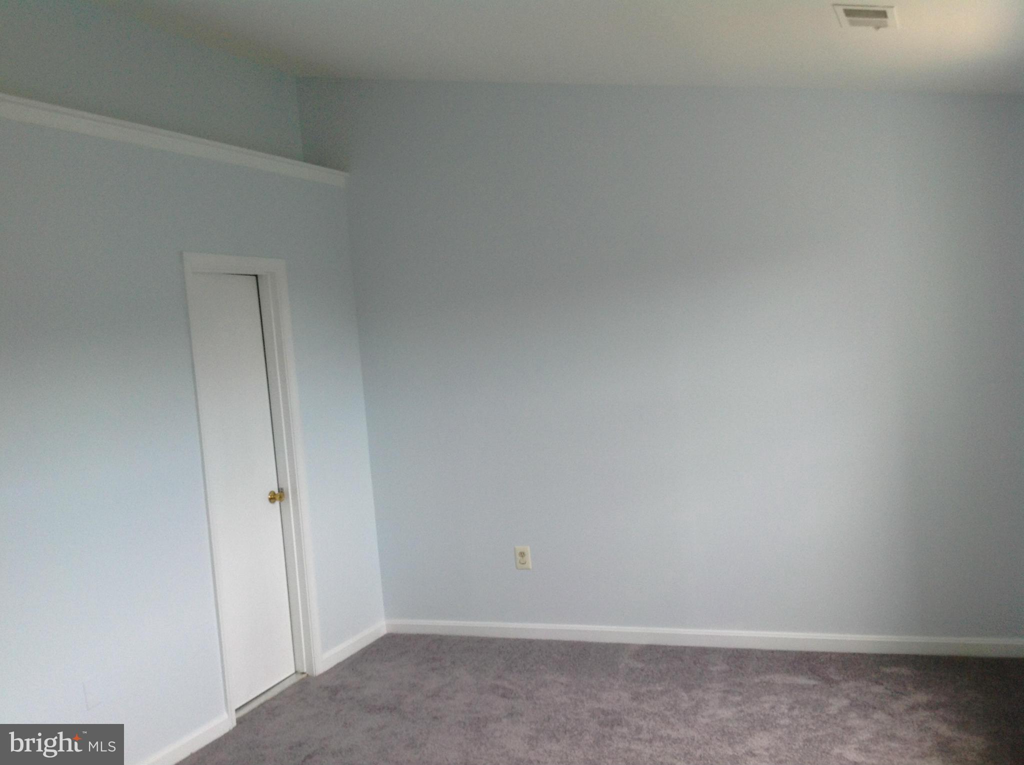 CALVERTON - Residential Lease