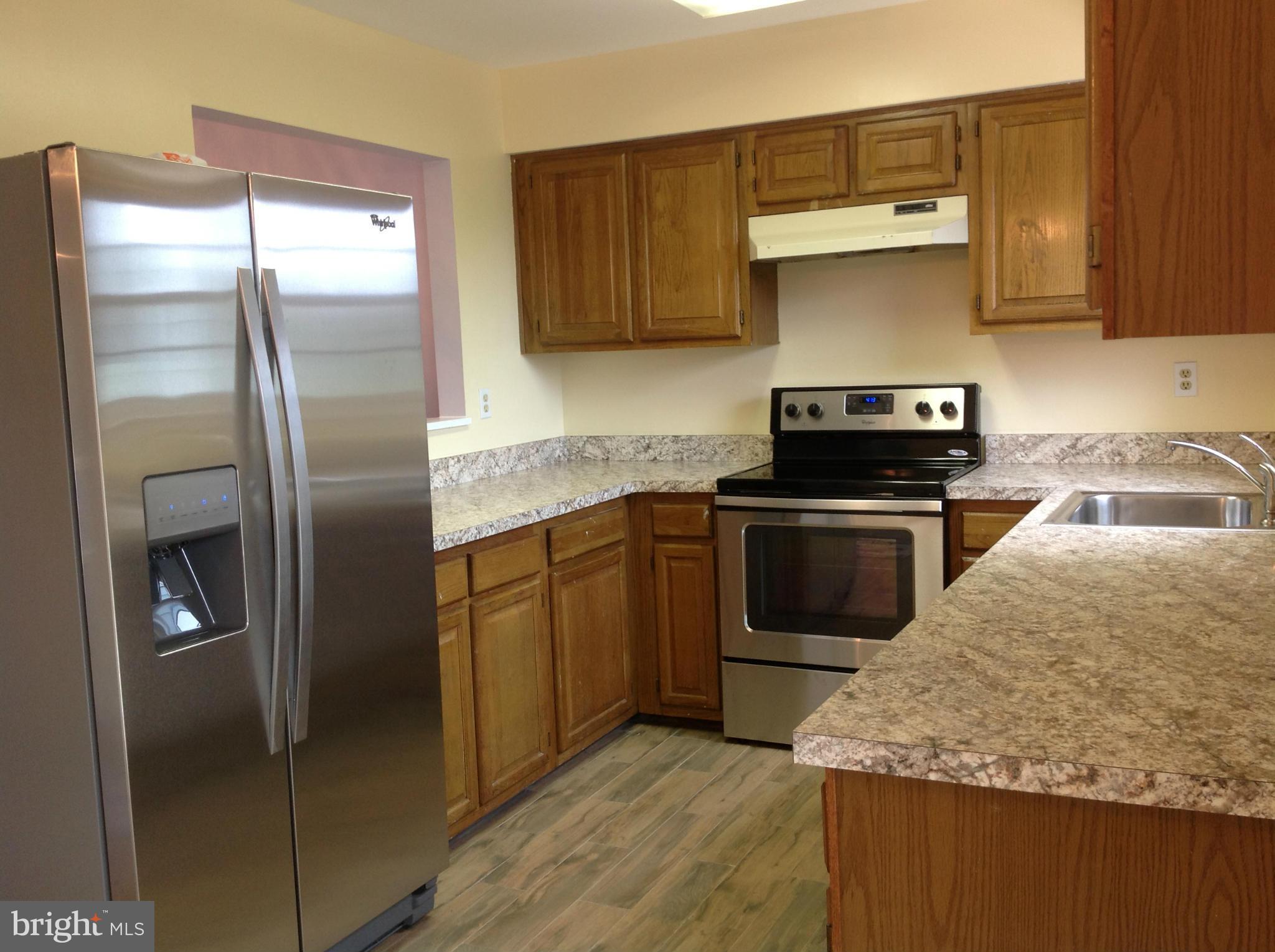 CALVERTON - Residential Lease