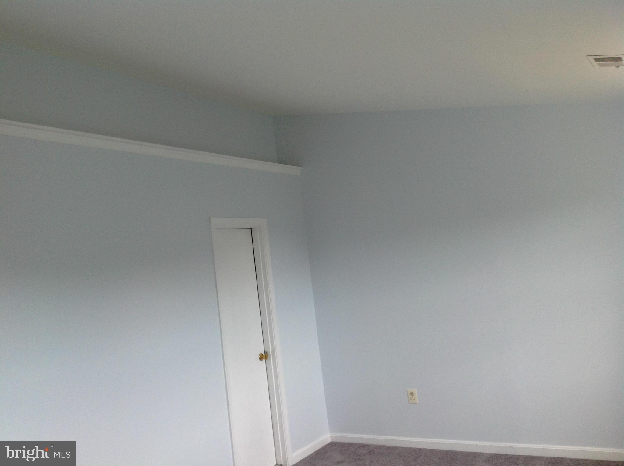 CALVERTON - Residential Lease