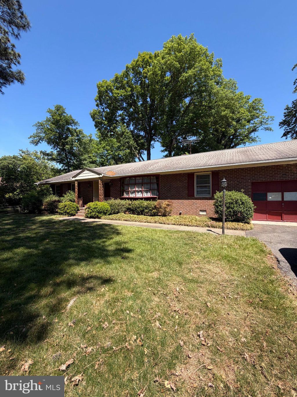 Photo of 1122 Glidewell Road, RICHMOND, VA 23227 (MLS # VAHN2001230)