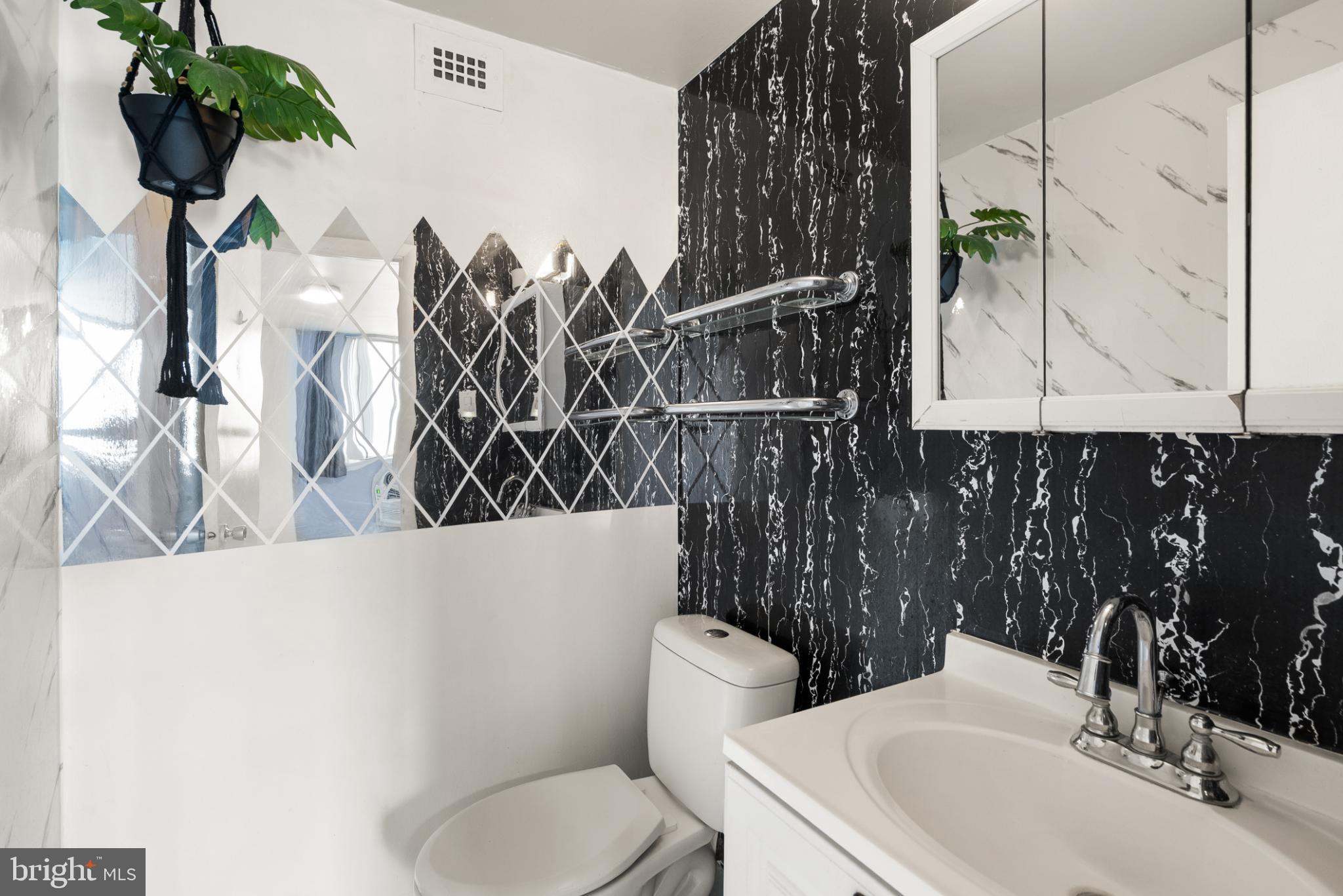 BARCROFT HILLS - Residential