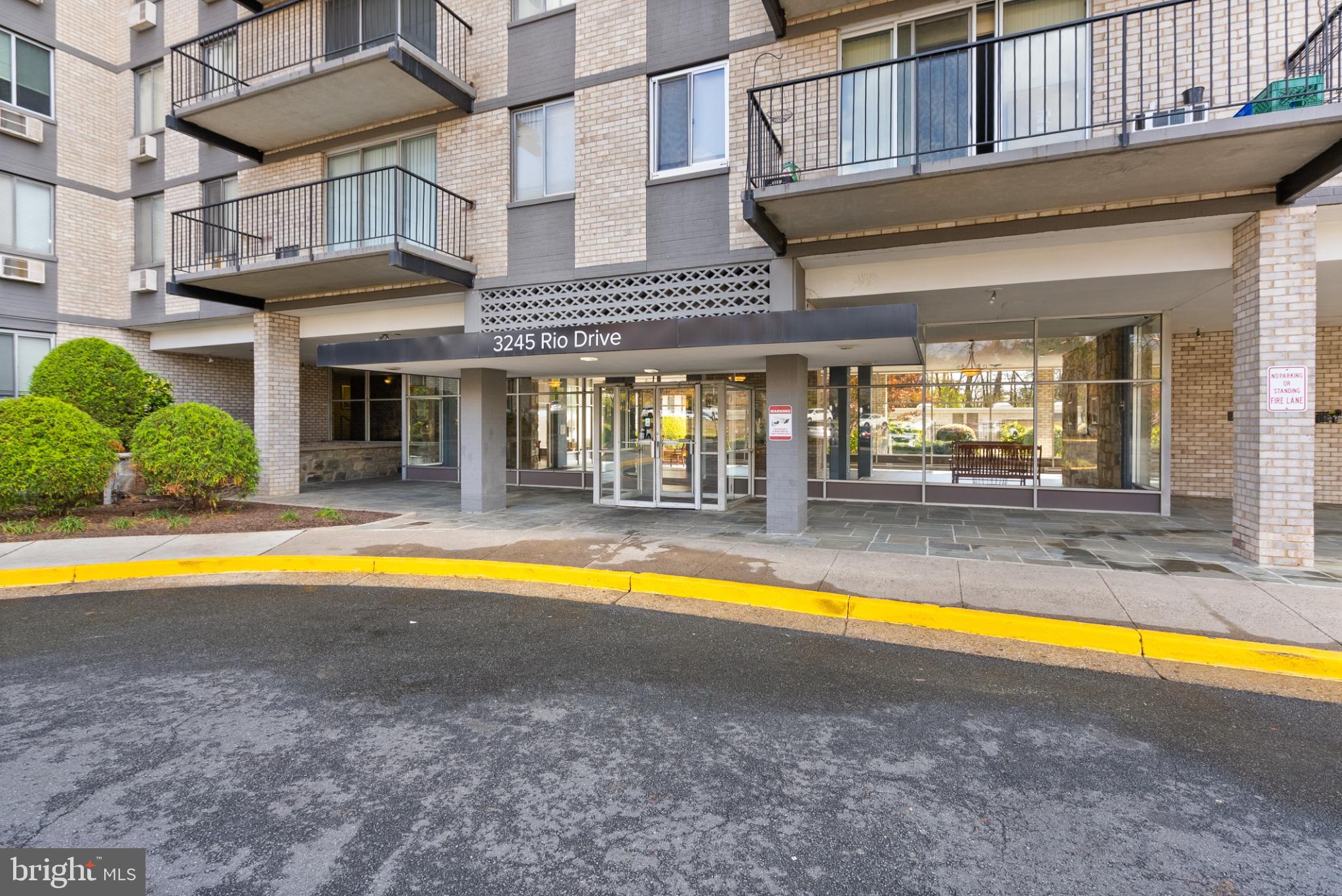 BARCROFT HILLS - Residential