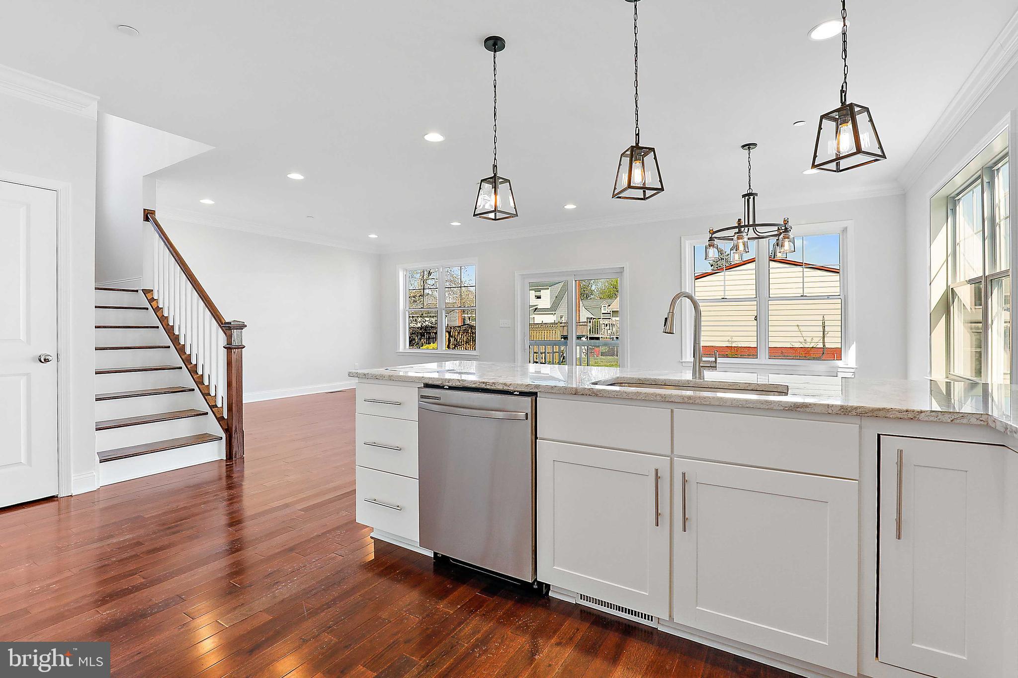 RIVIERA BEACH - Residential