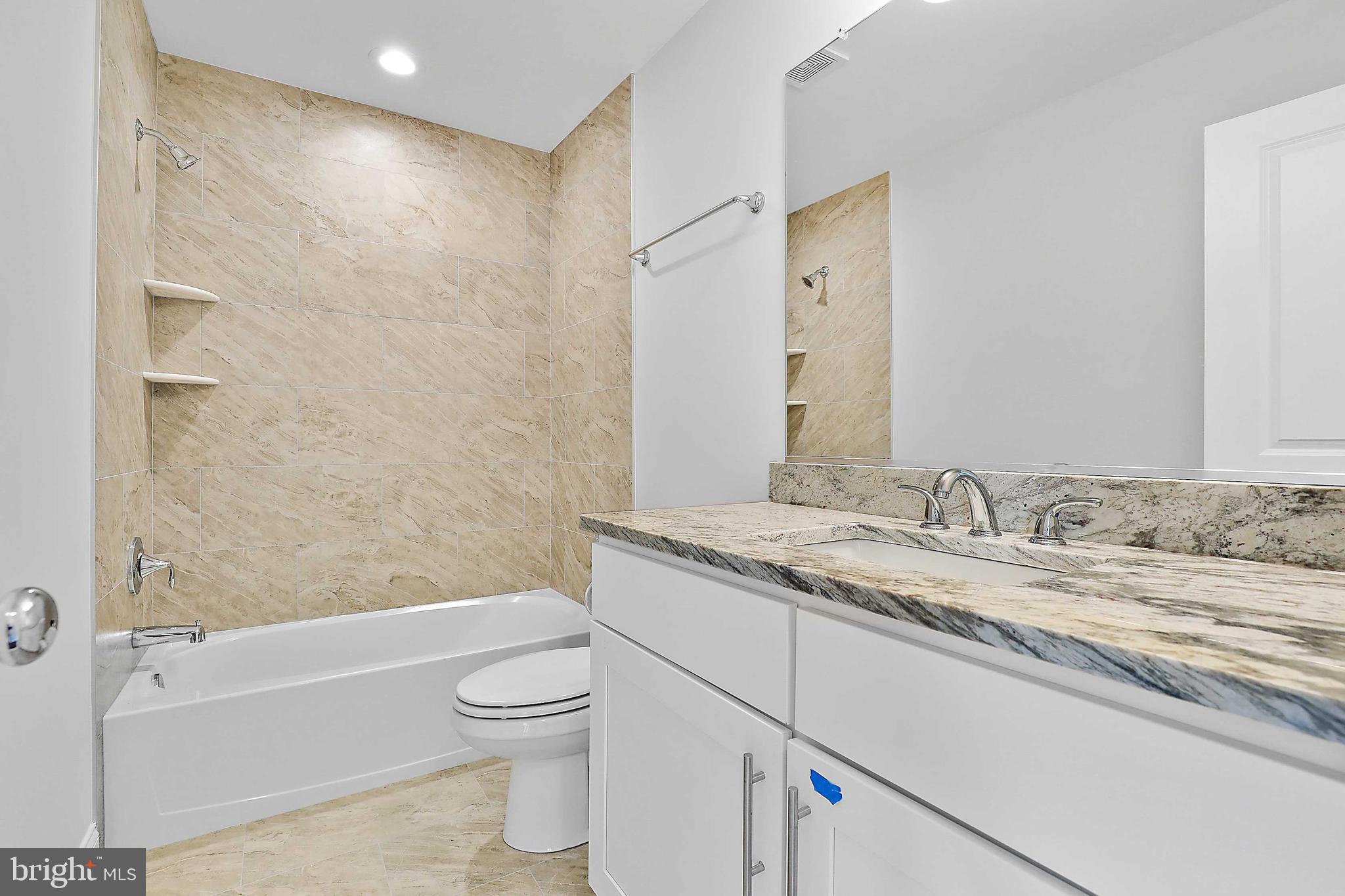 RIVIERA BEACH - Residential