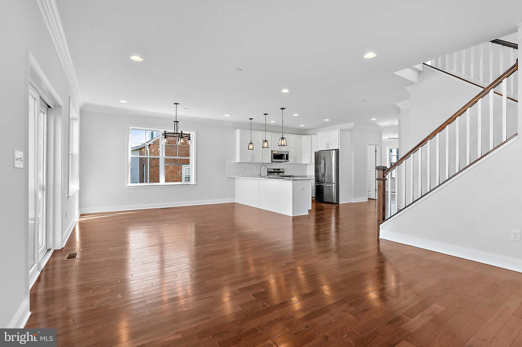 RIVIERA BEACH - Residential