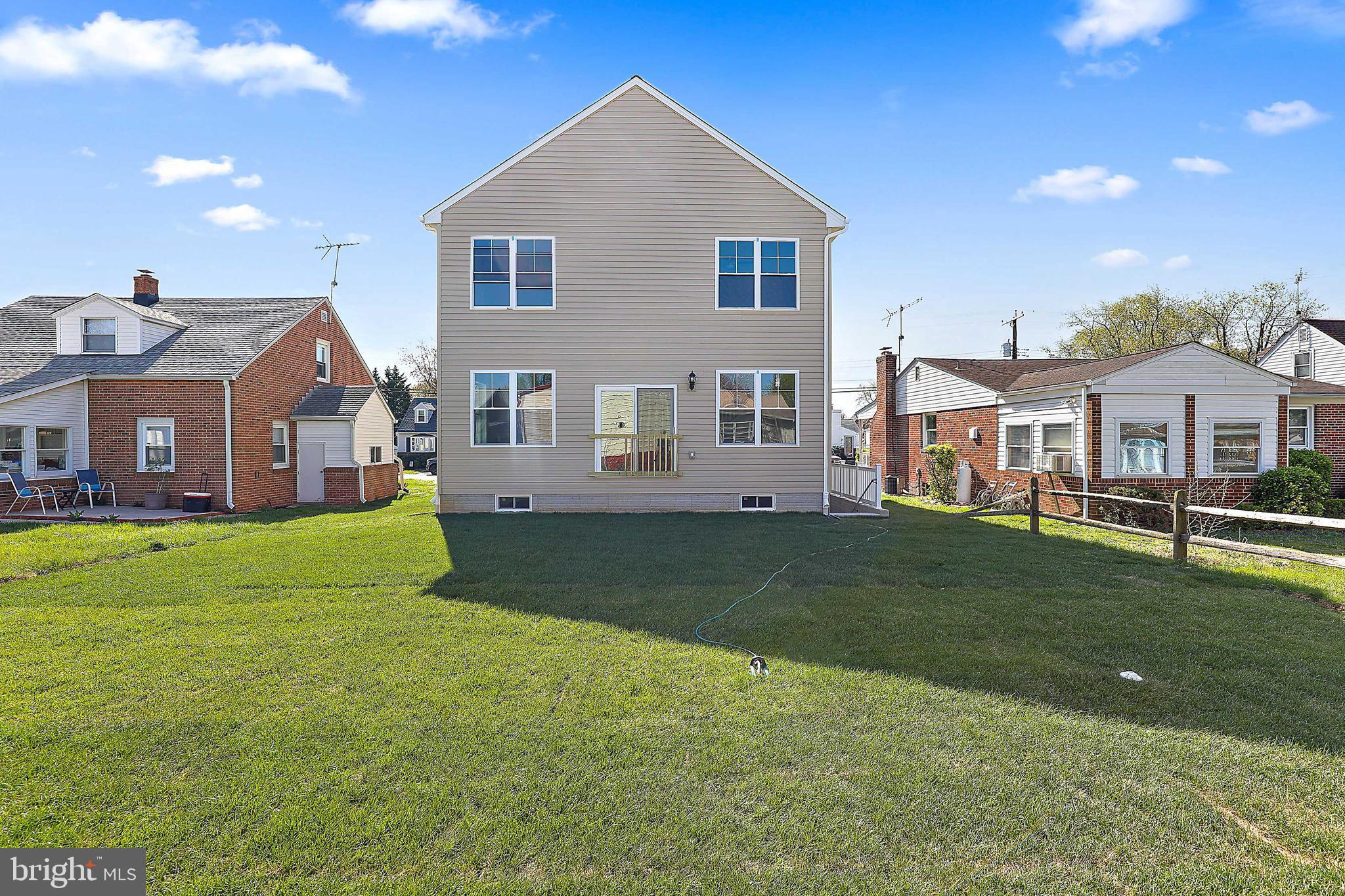 RIVIERA BEACH - Residential