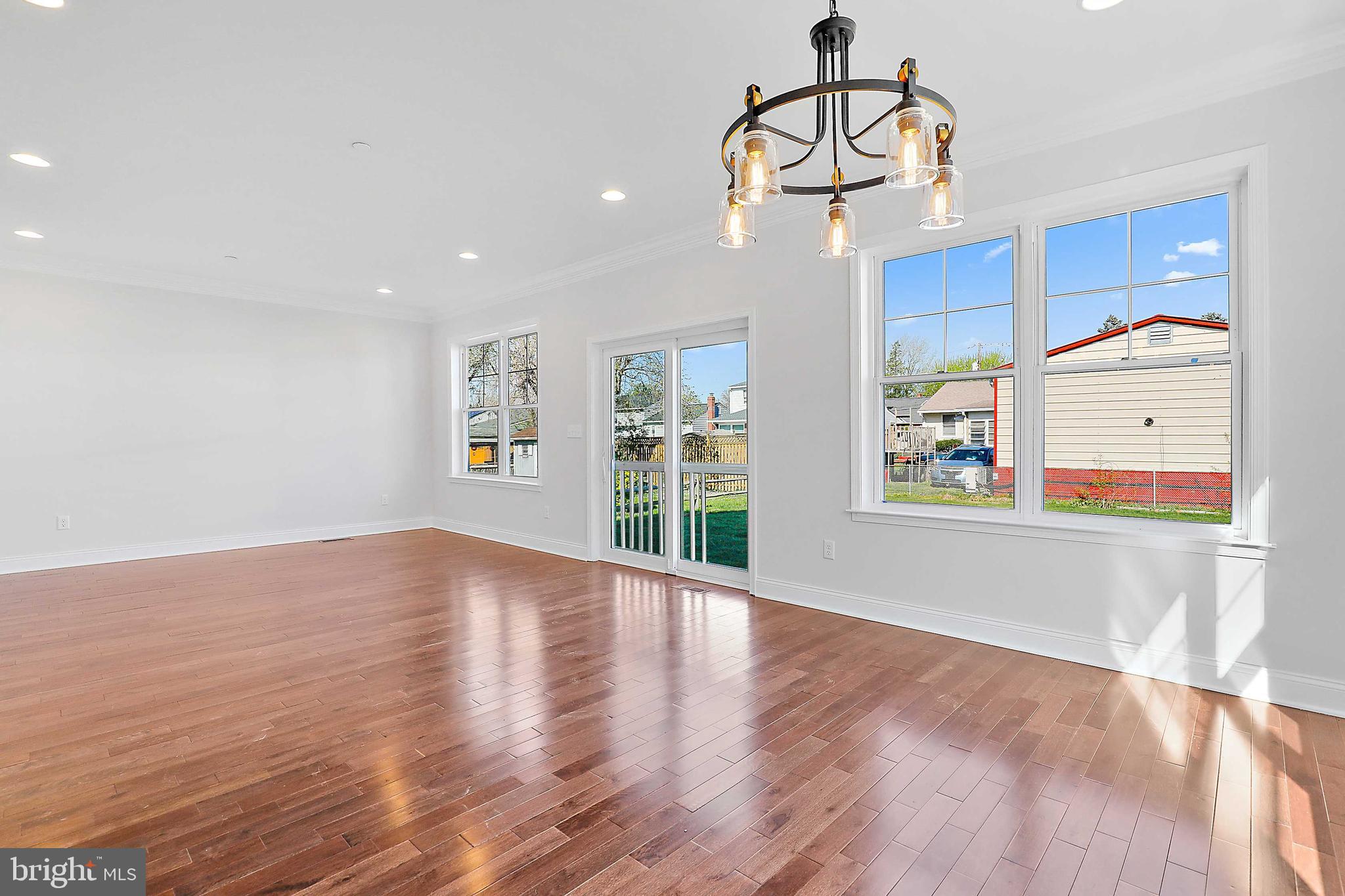 RIVIERA BEACH - Residential