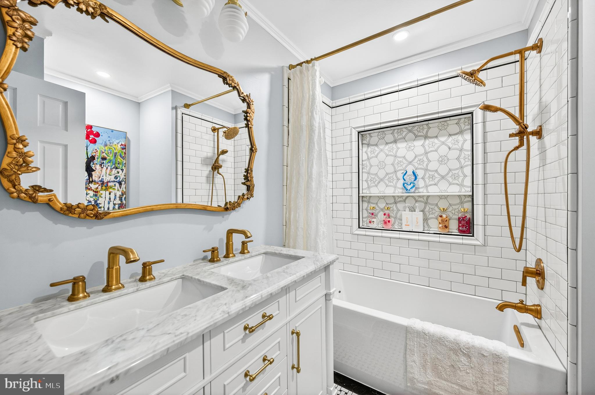 LAKE BRADDOCK - Residential