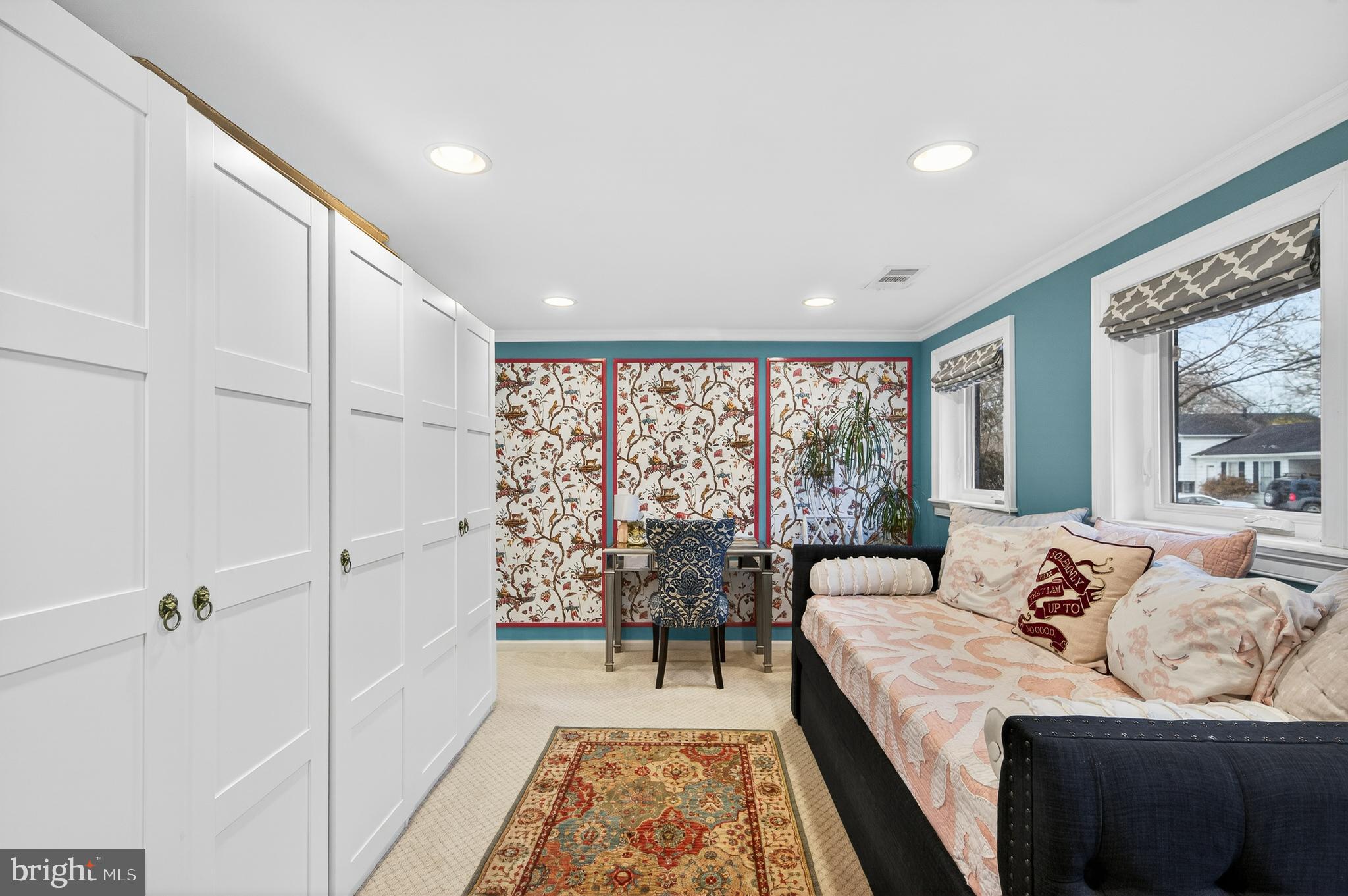 LAKE BRADDOCK - Residential