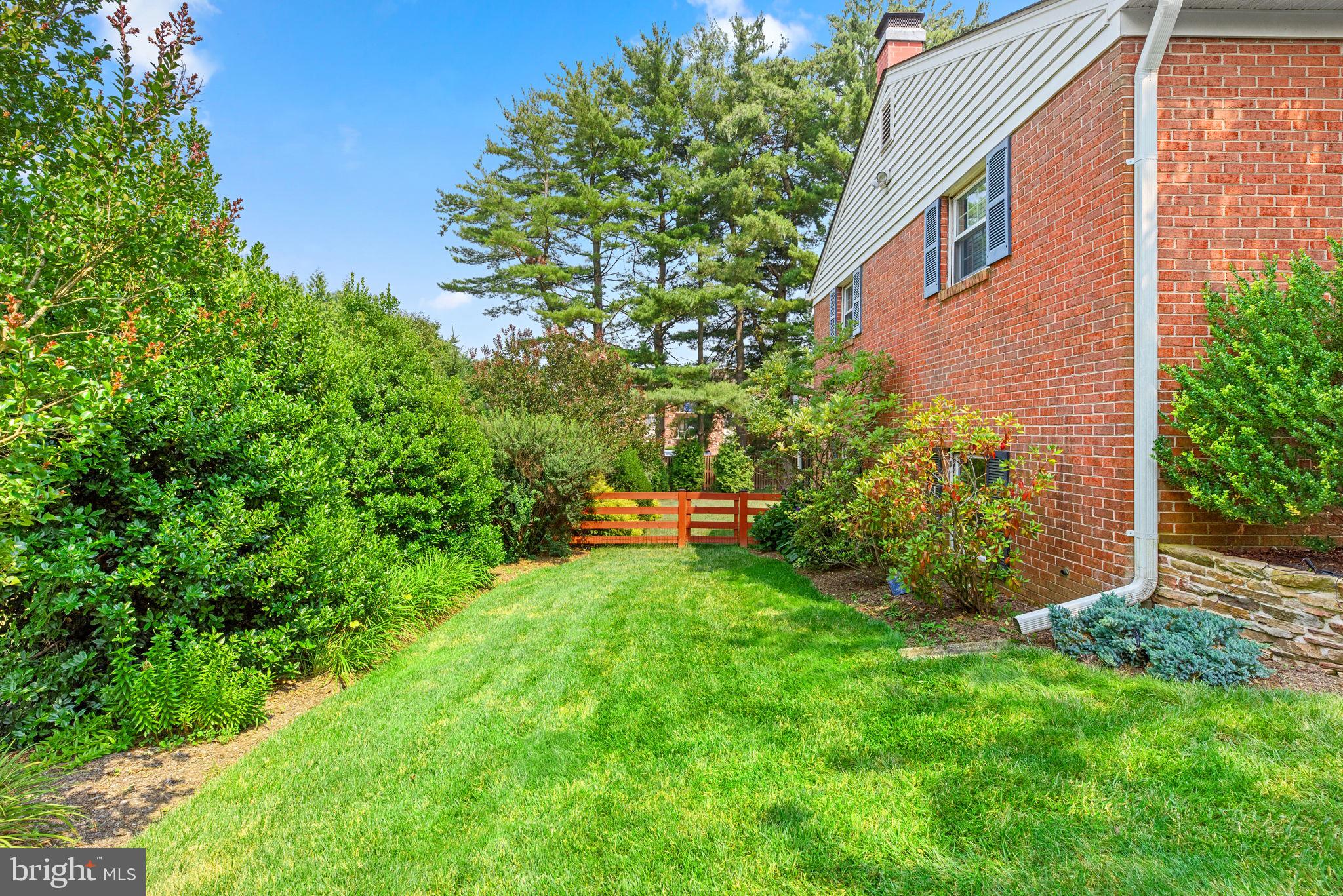 CHATHAM MEWS - Residential Lease