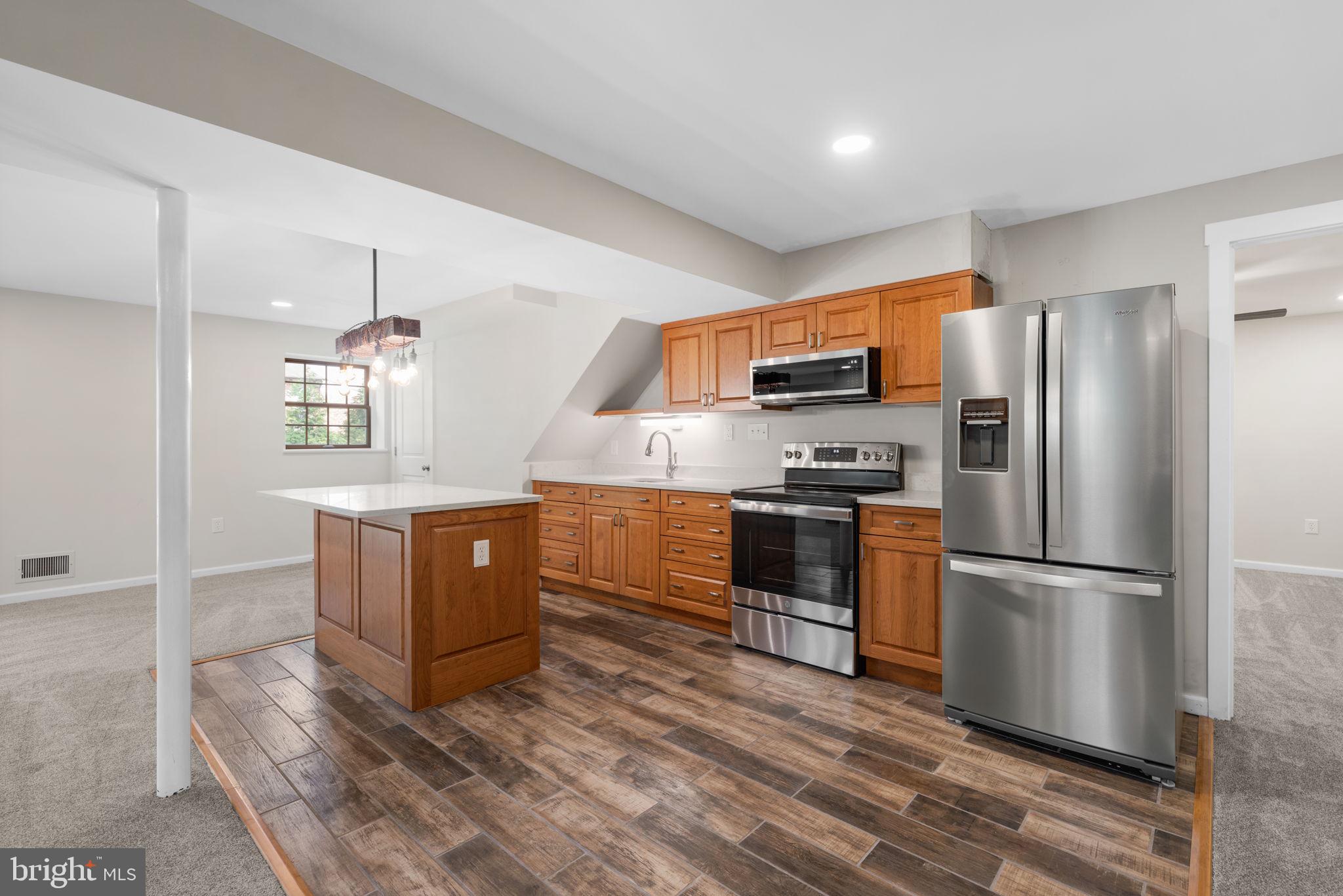 CHATHAM MEWS - Residential Lease