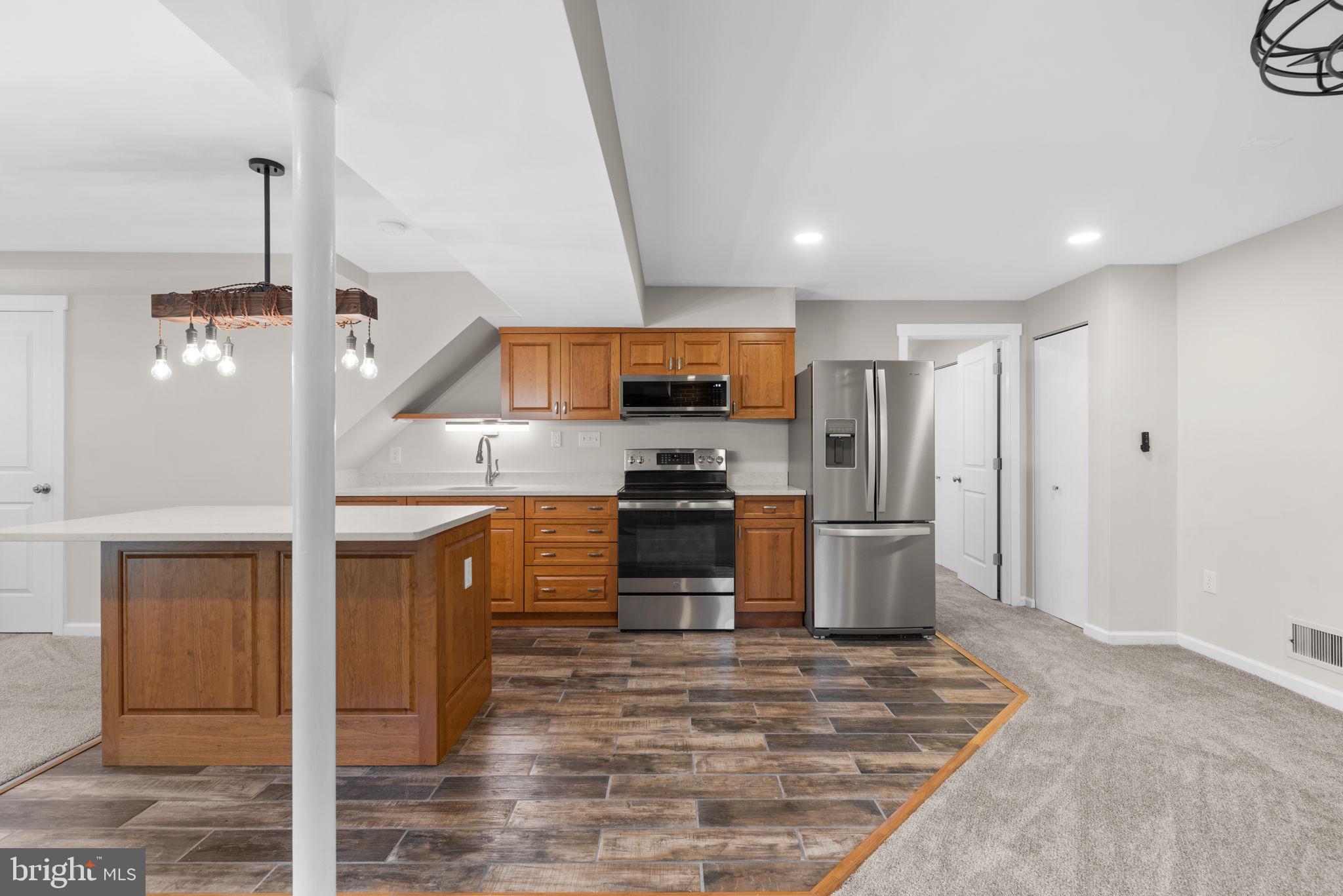 CHATHAM MEWS - Residential Lease