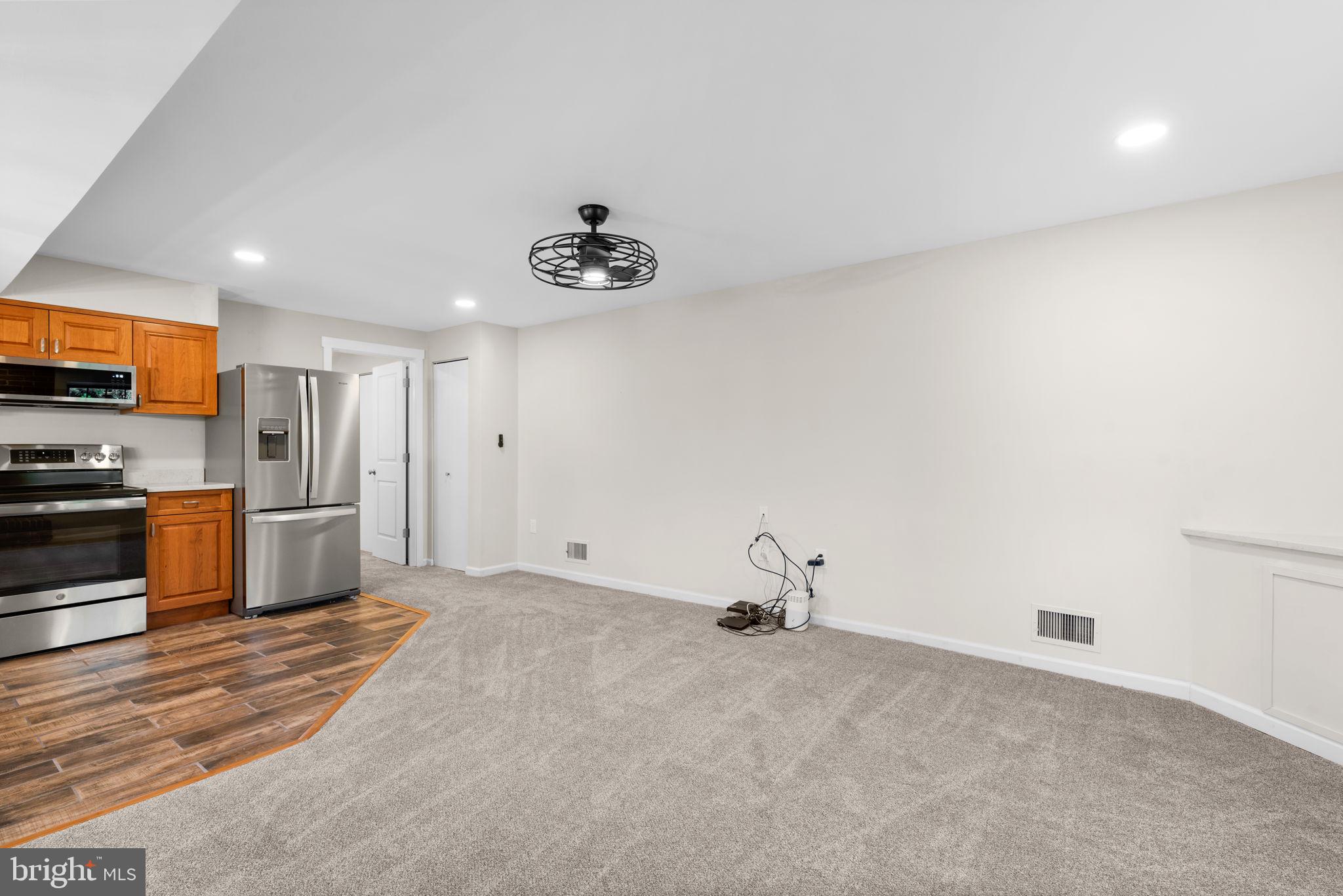 CHATHAM MEWS - Residential Lease