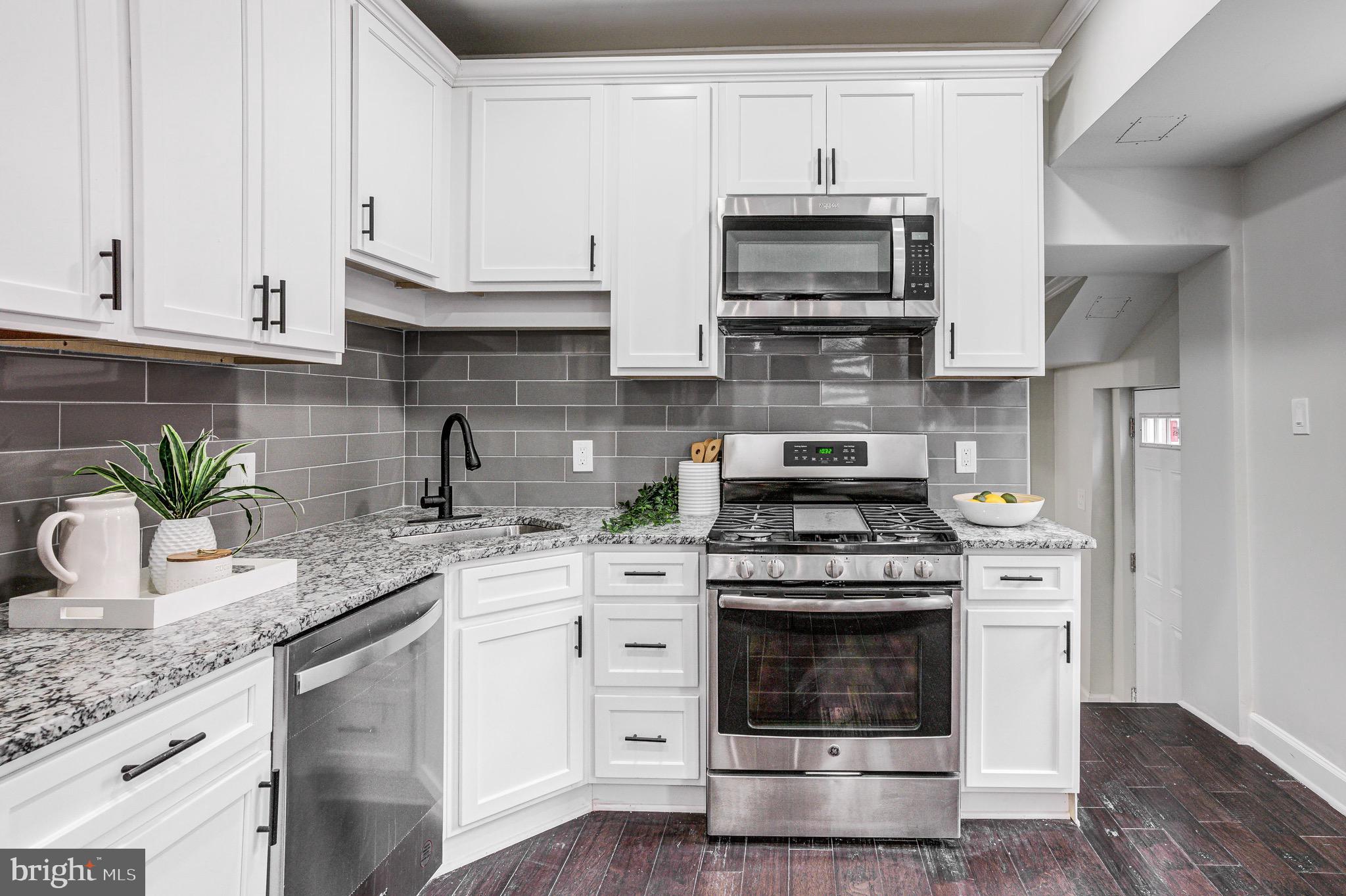 MILTON-MONTFORD - Residential