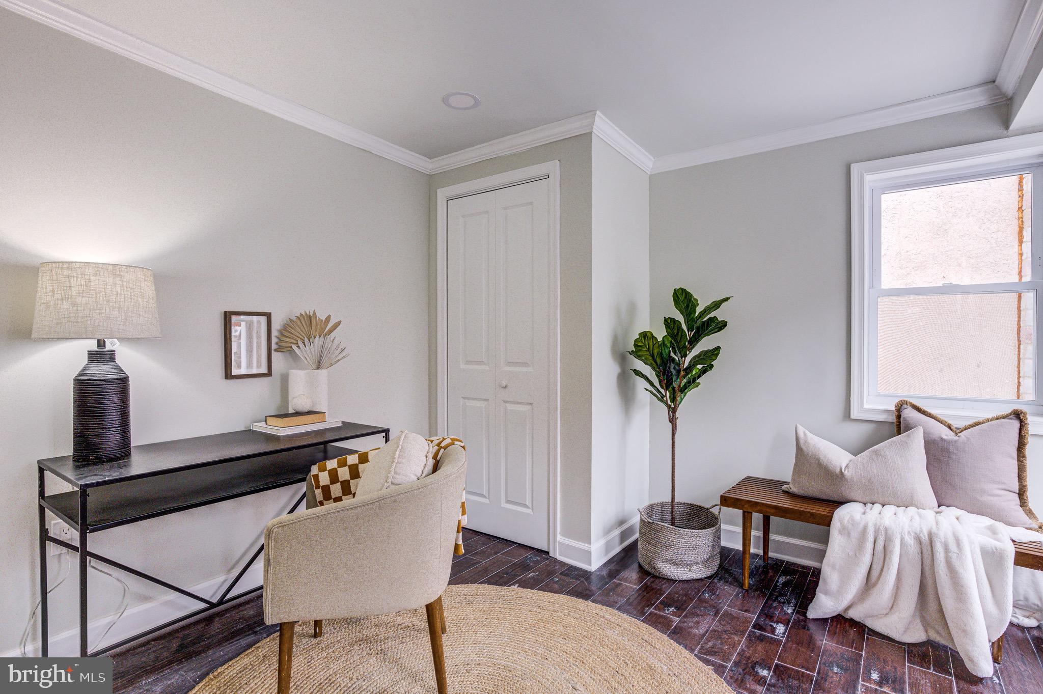 MILTON-MONTFORD - Residential