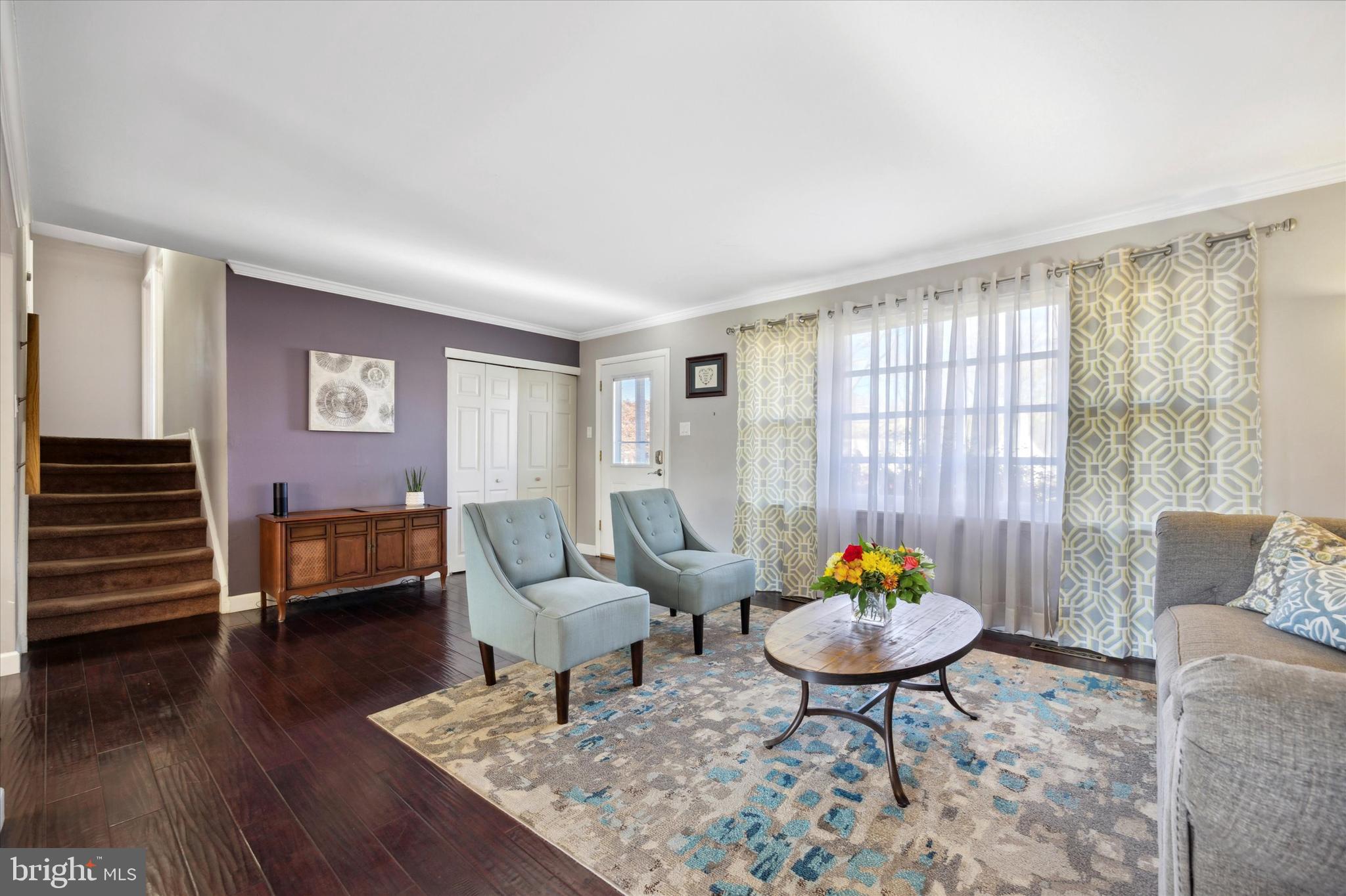 INGLEWOOD GDNS - Residential