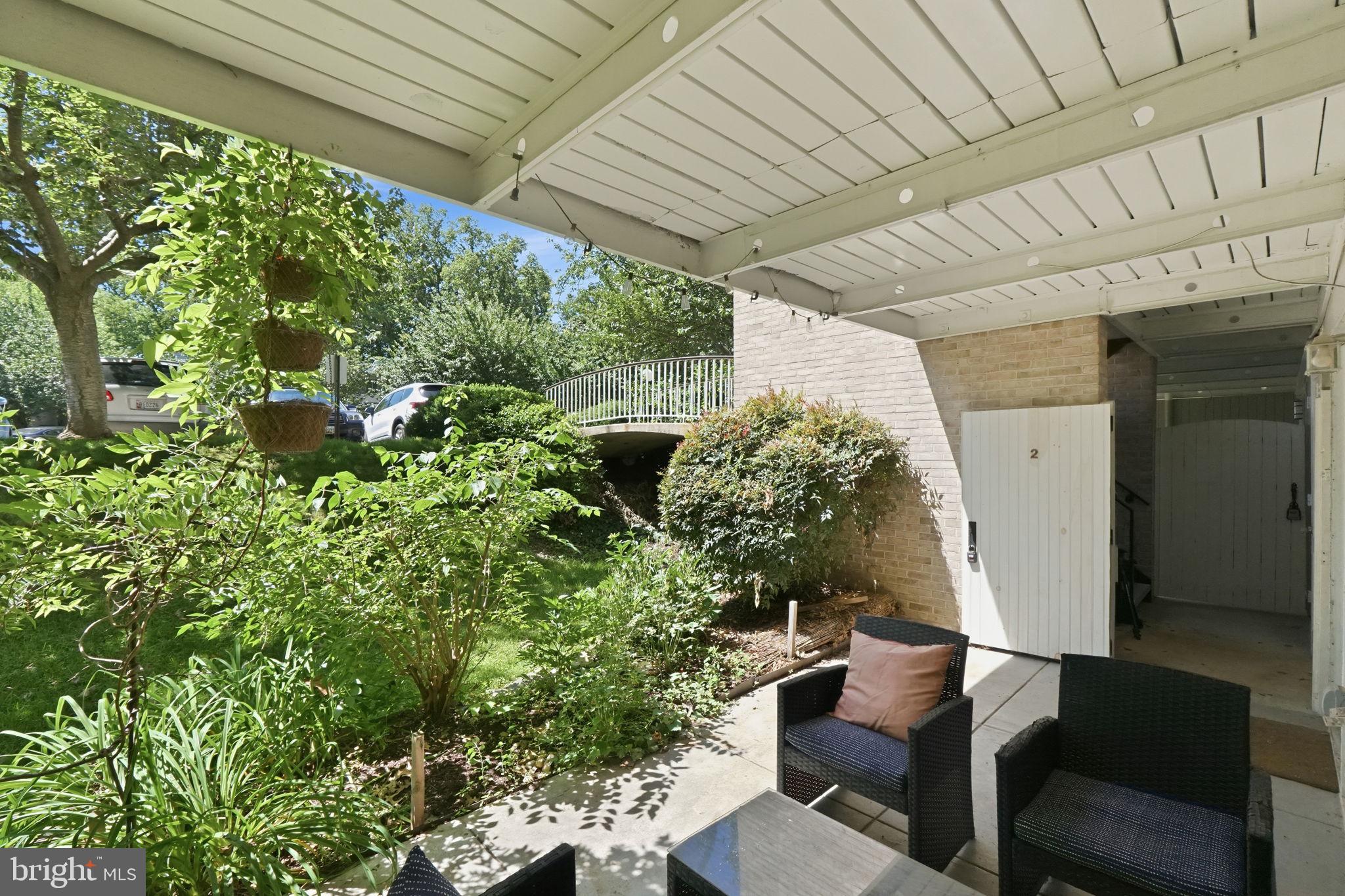 7541 SPRING LAKE DRIVE B-2